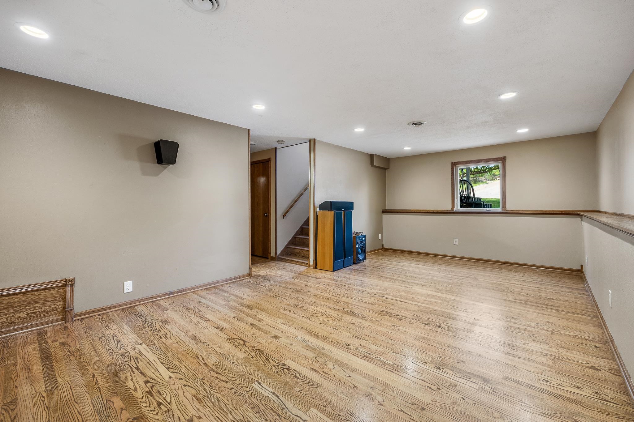 3240 Meadowbrook Drive
