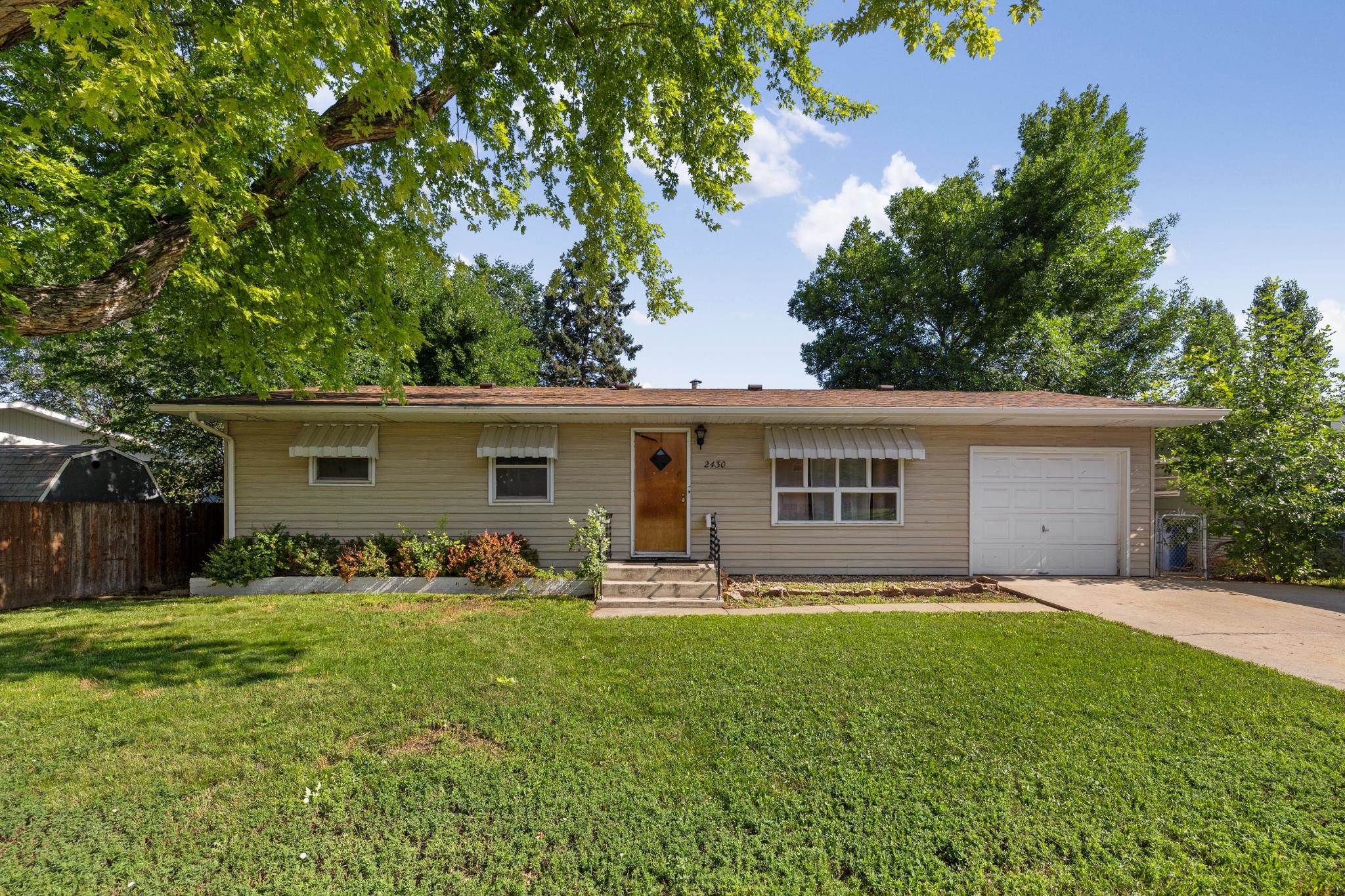 2430 Judy Ave