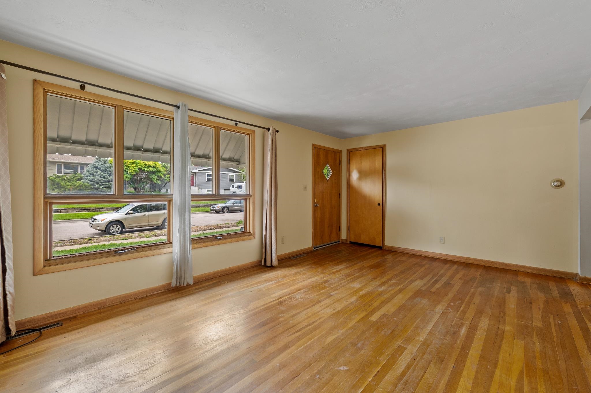 2430 Judy Ave
