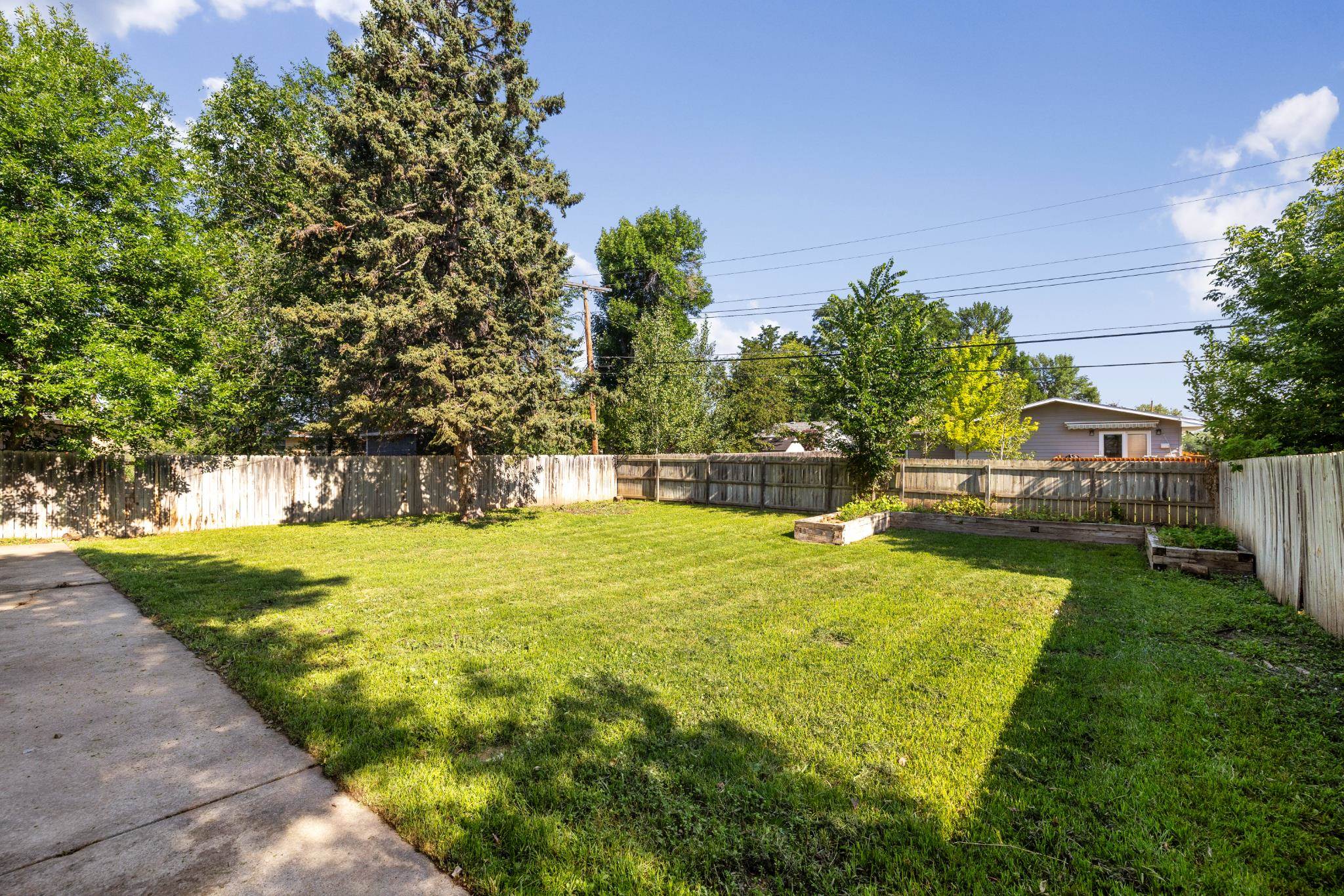 2430 Judy Ave