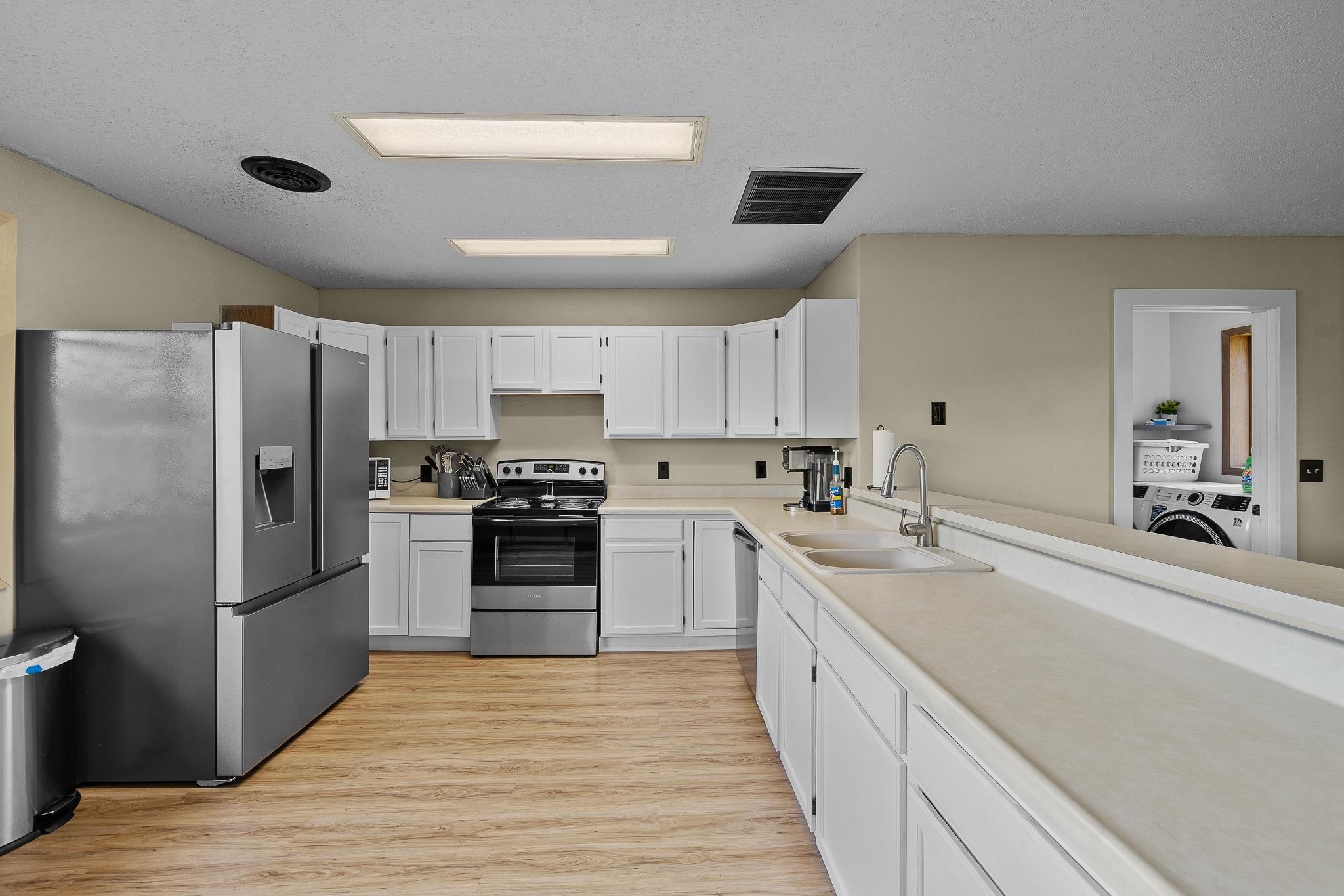 13004 Pony Express Drive