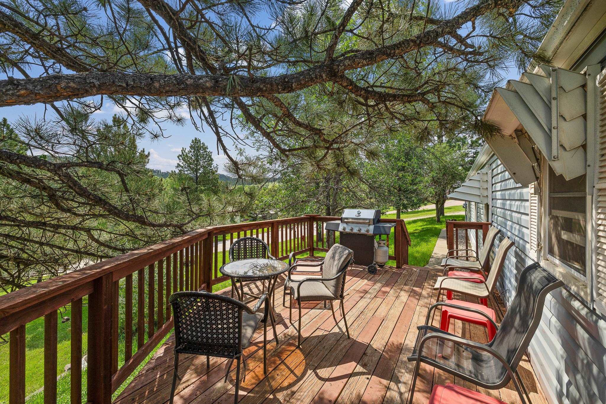 2902 Mountain Meadow Road