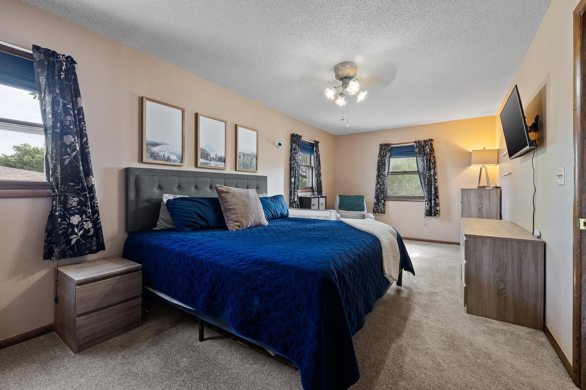 1611 Brentwood Street