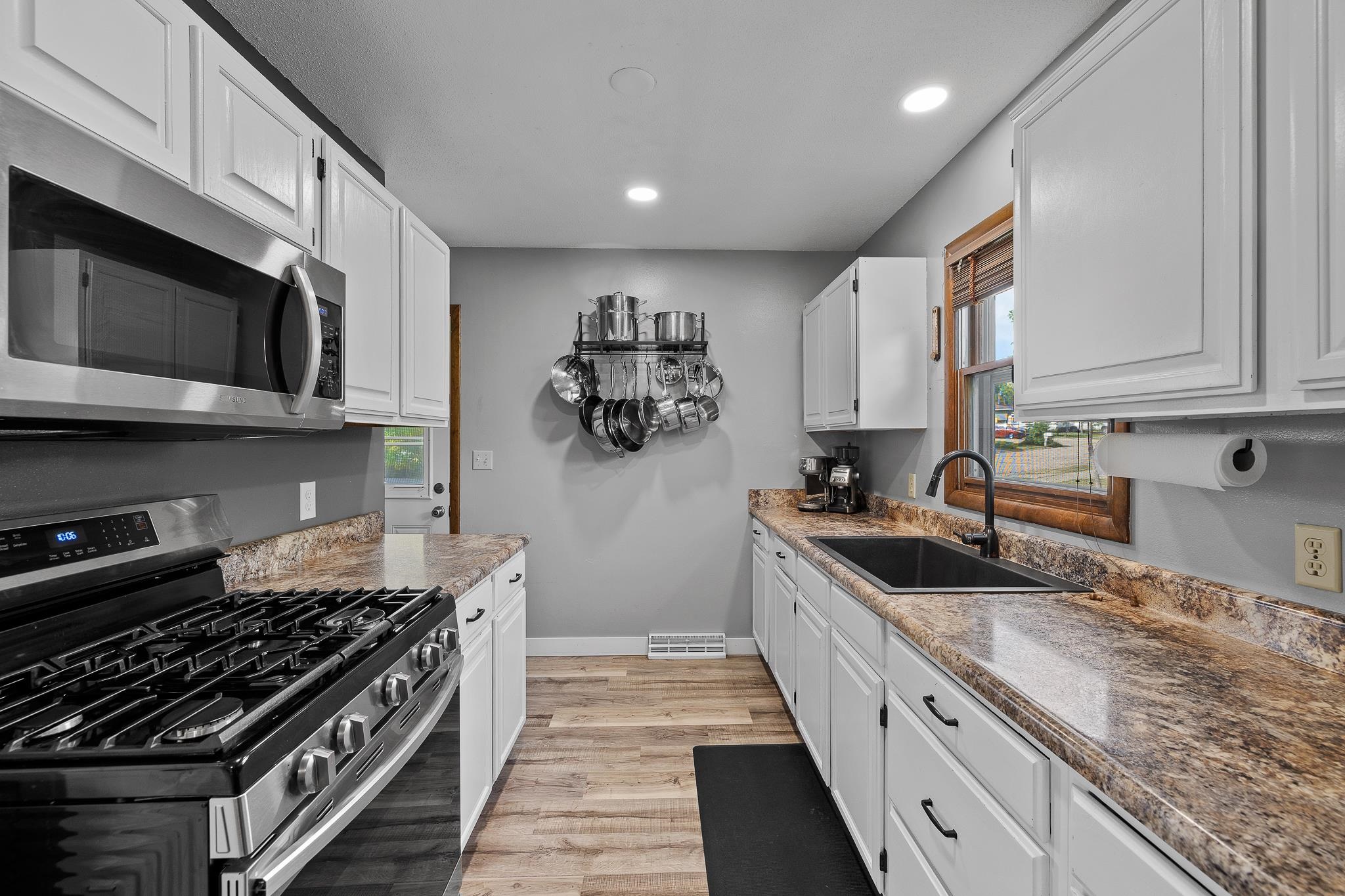 1611 Brentwood Street