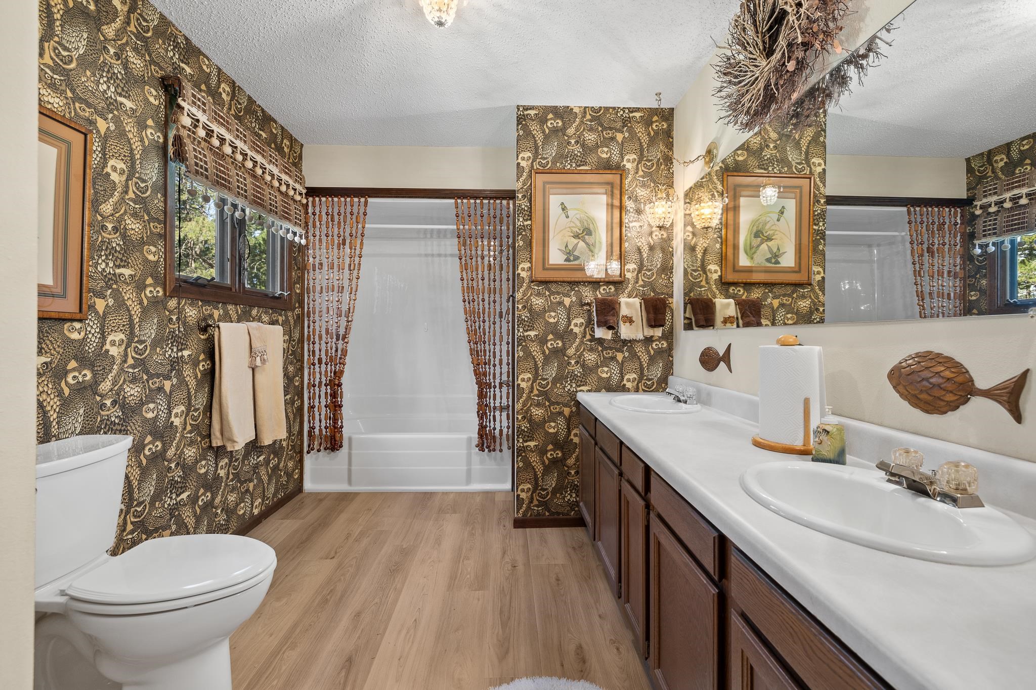 22586 Lightning Ridge Road