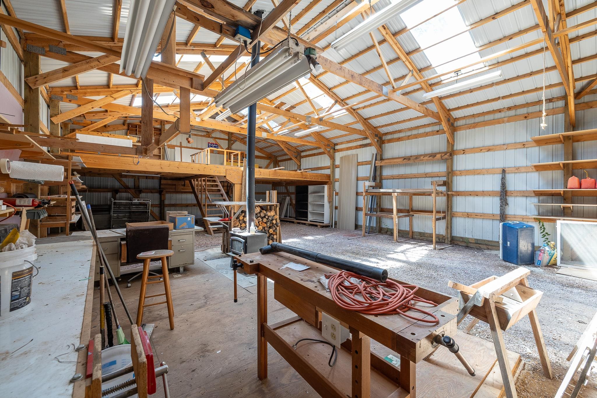 22586 Lightning Ridge Road