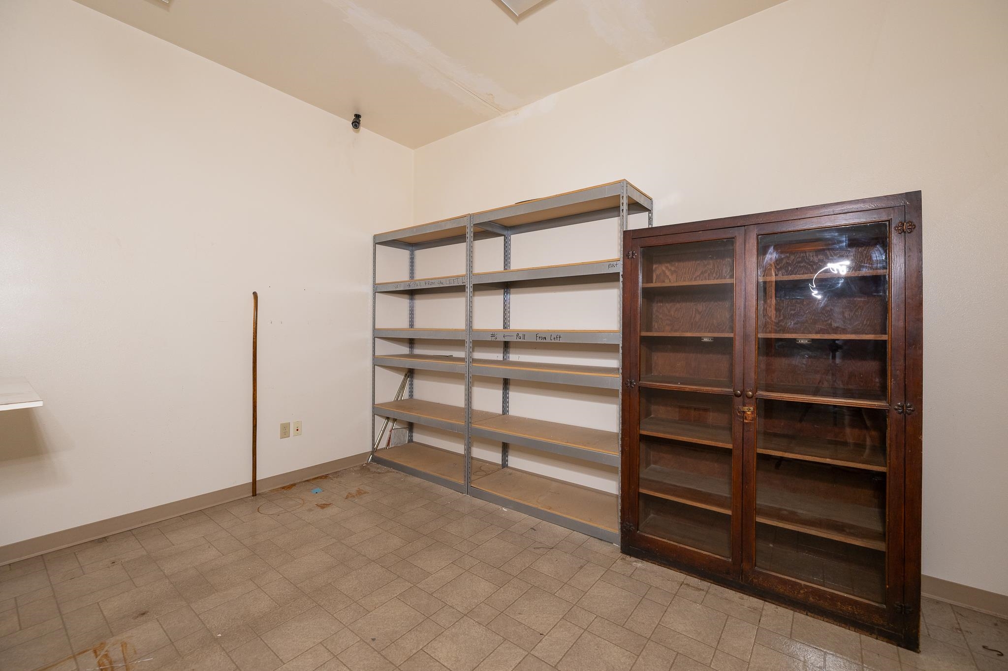 110 S Chicago Street