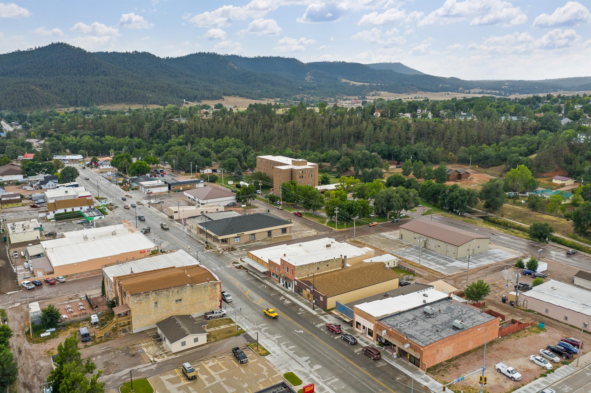 110 S Chicago Street