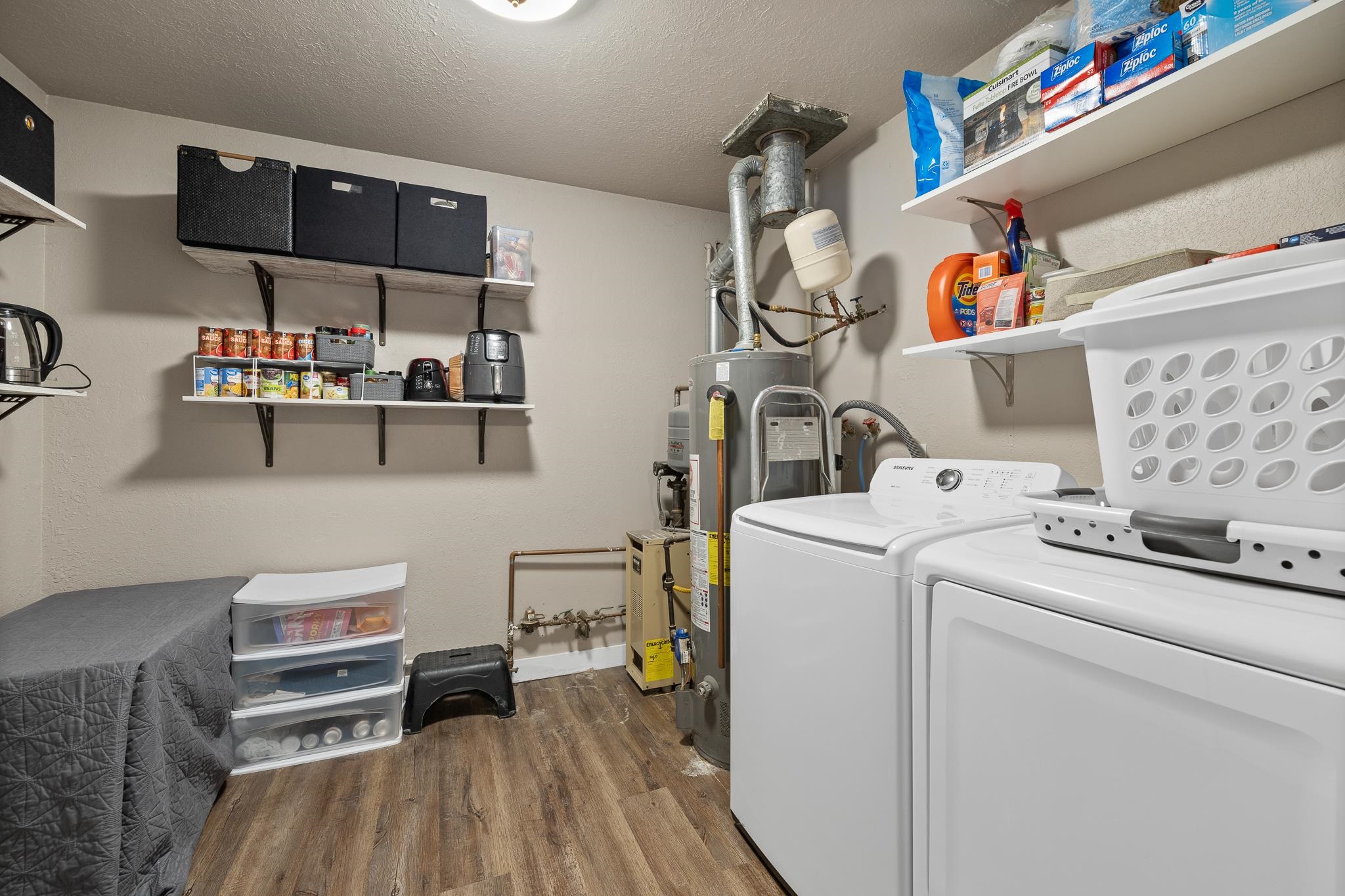 2905 Wisconsin Avenue