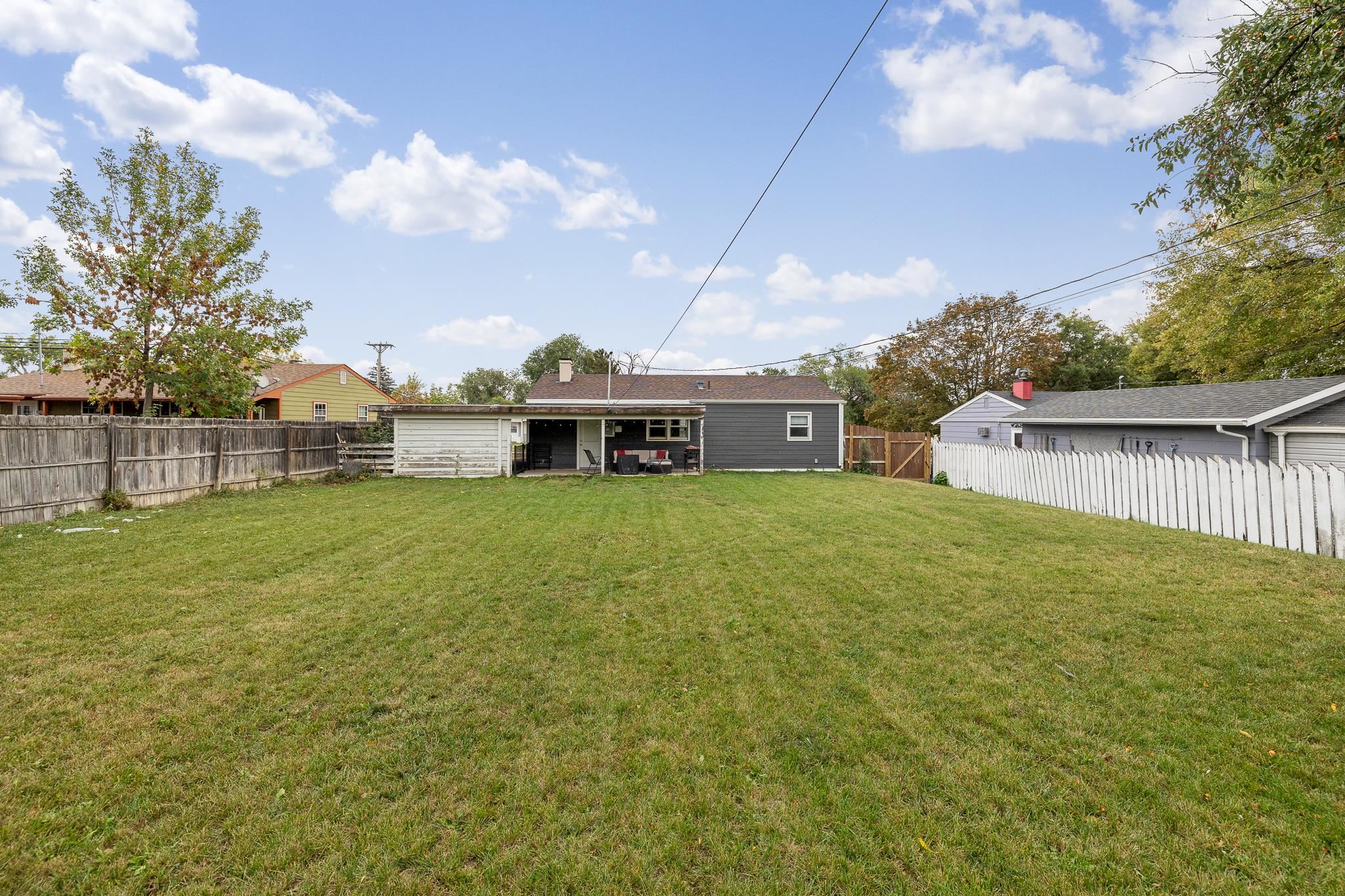 2905 Wisconsin Avenue