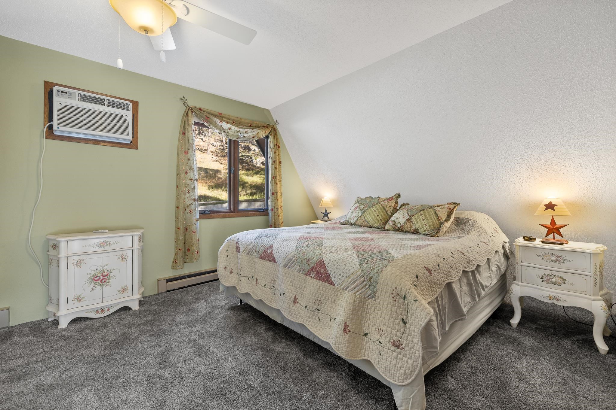 13025 Pine Cliff Drive