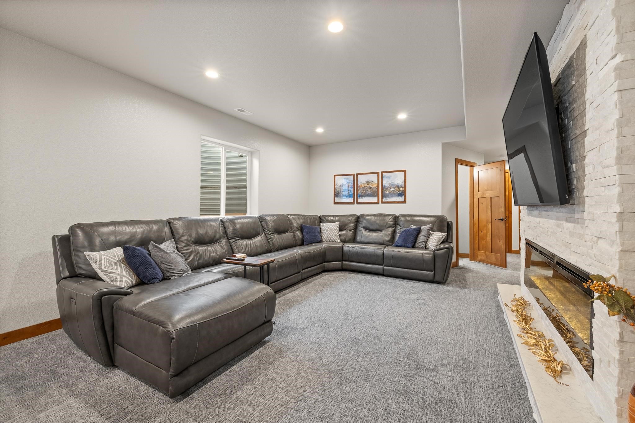 16565 Red Cedar Road