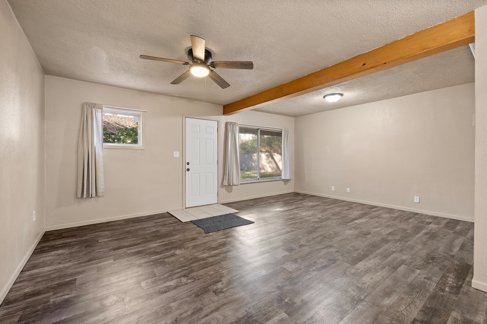 1318 1/2 Quincy Street