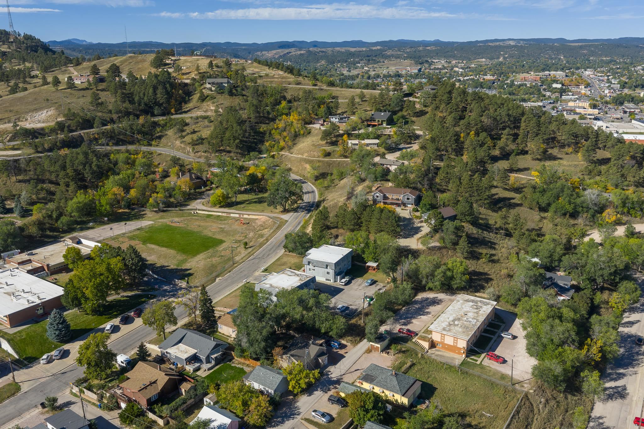 1318 1/2 Quincy Street