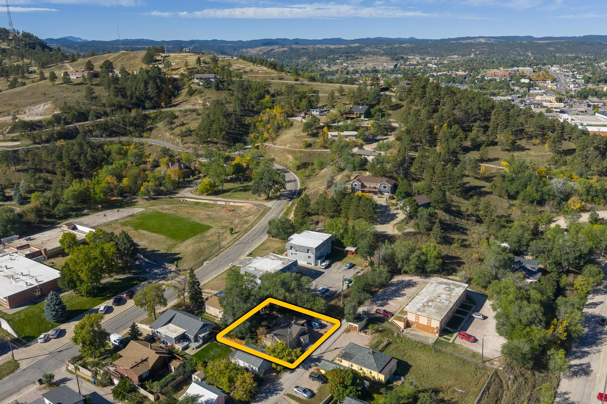 1318 1/2 Quincy Street