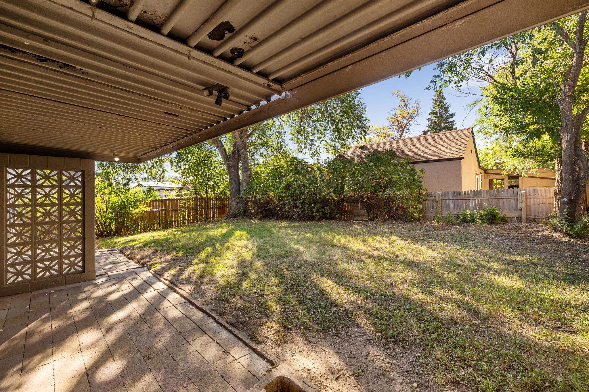 1318 1/2 Quincy Street