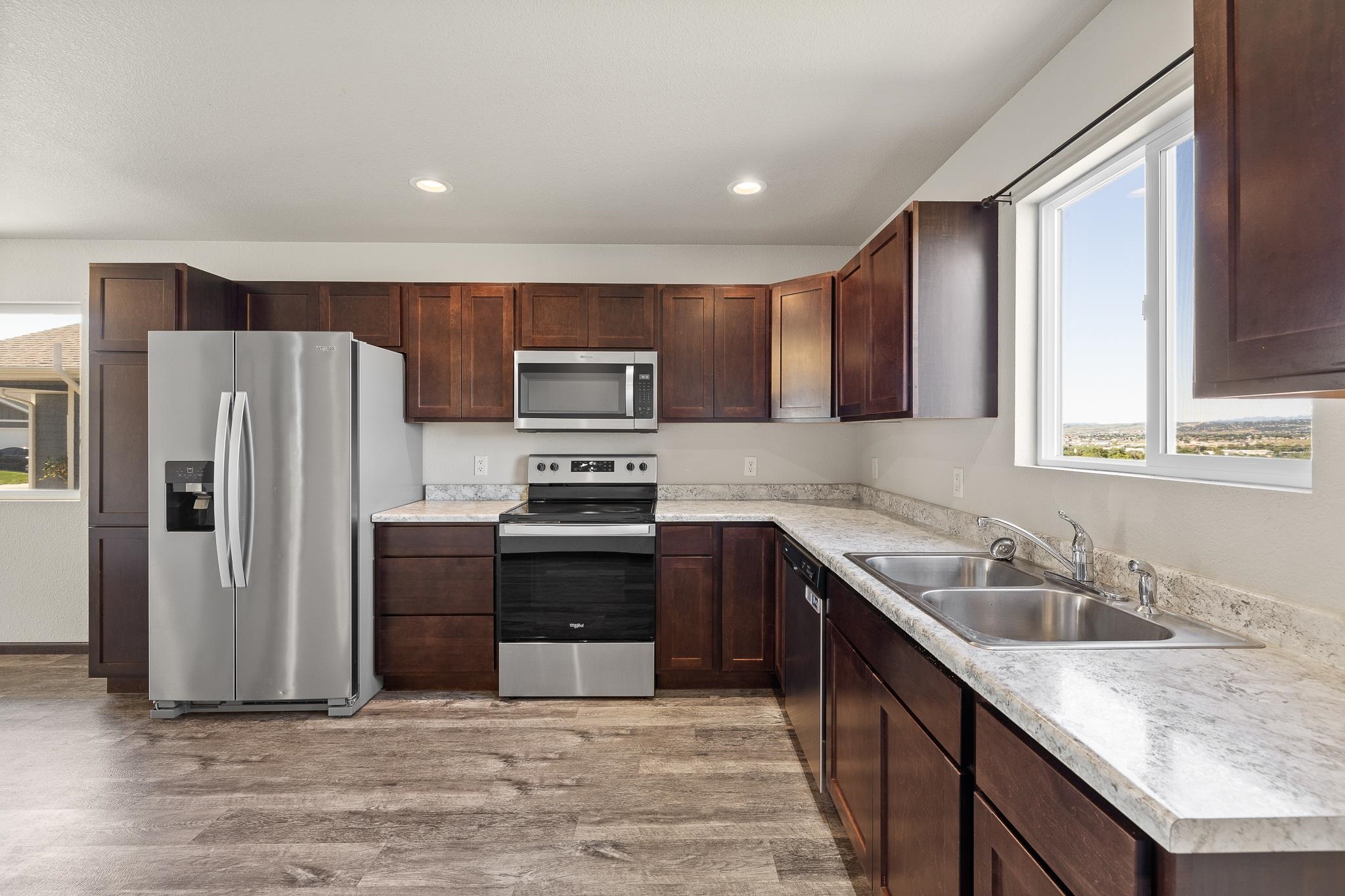 623 Diamond Ridge Boulevard