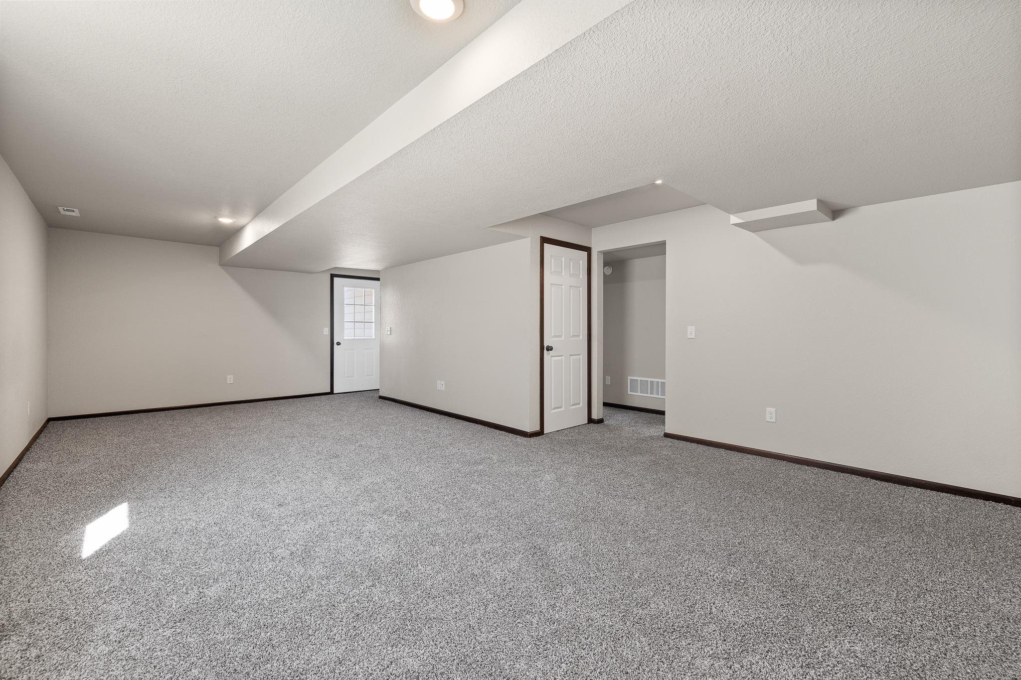 623 Diamond Ridge Boulevard