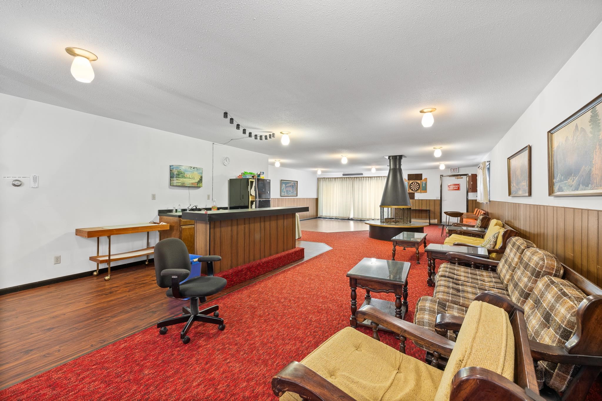 234 E Philadelphia Street