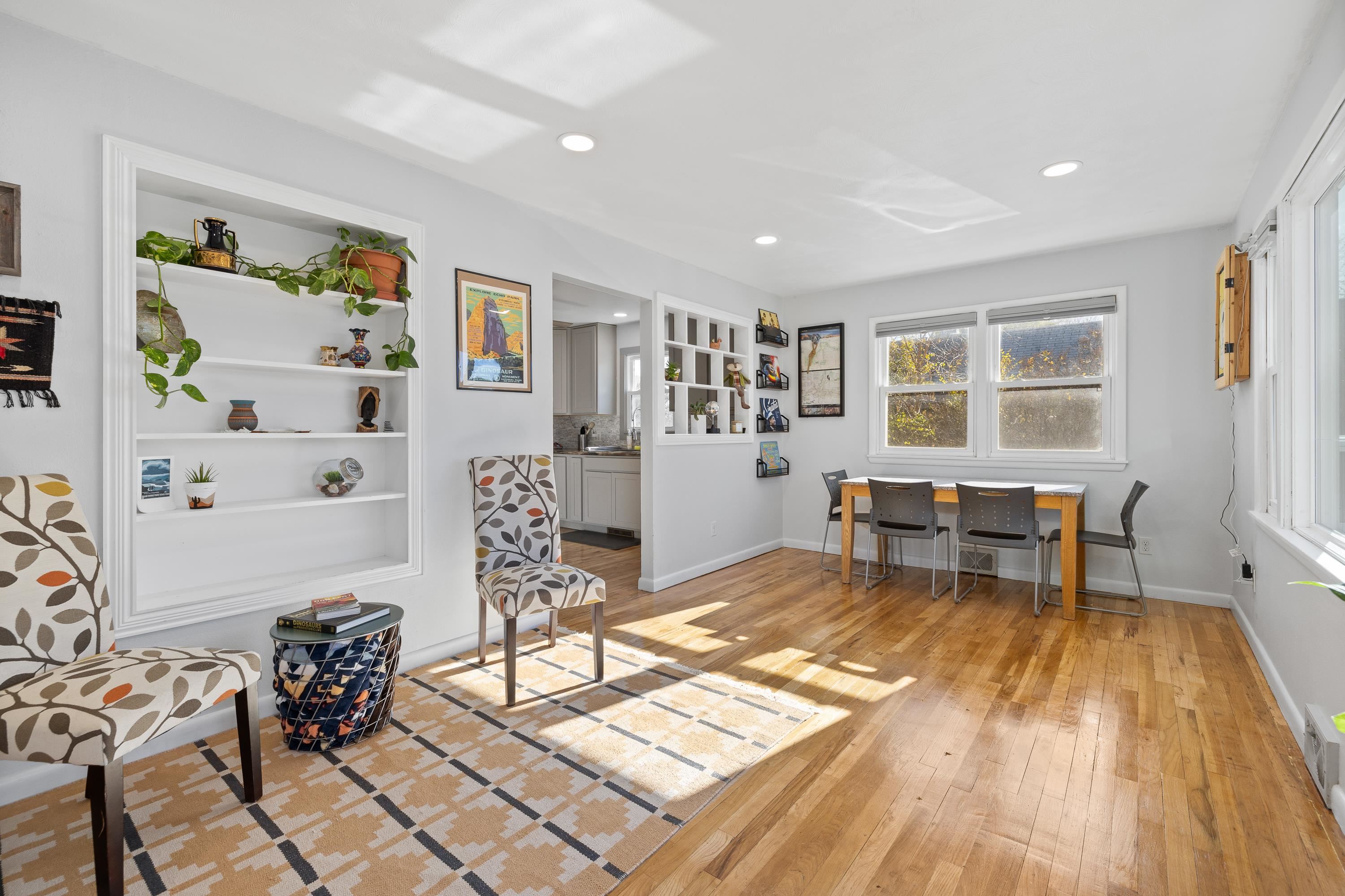 116 South Canyon Road