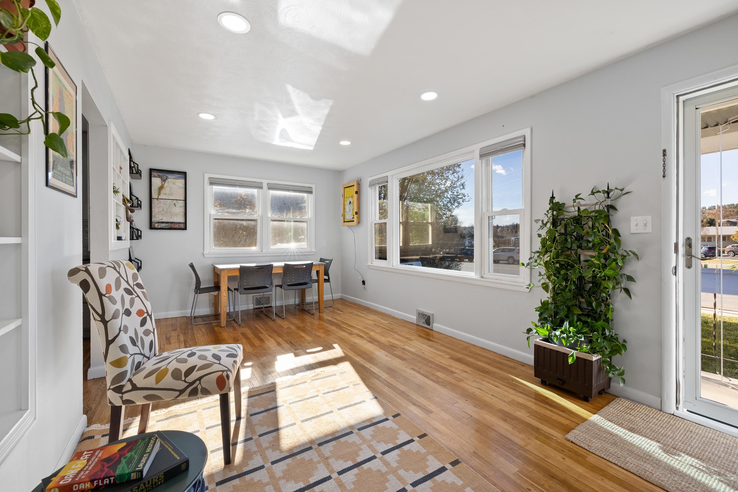 116 South Canyon Road