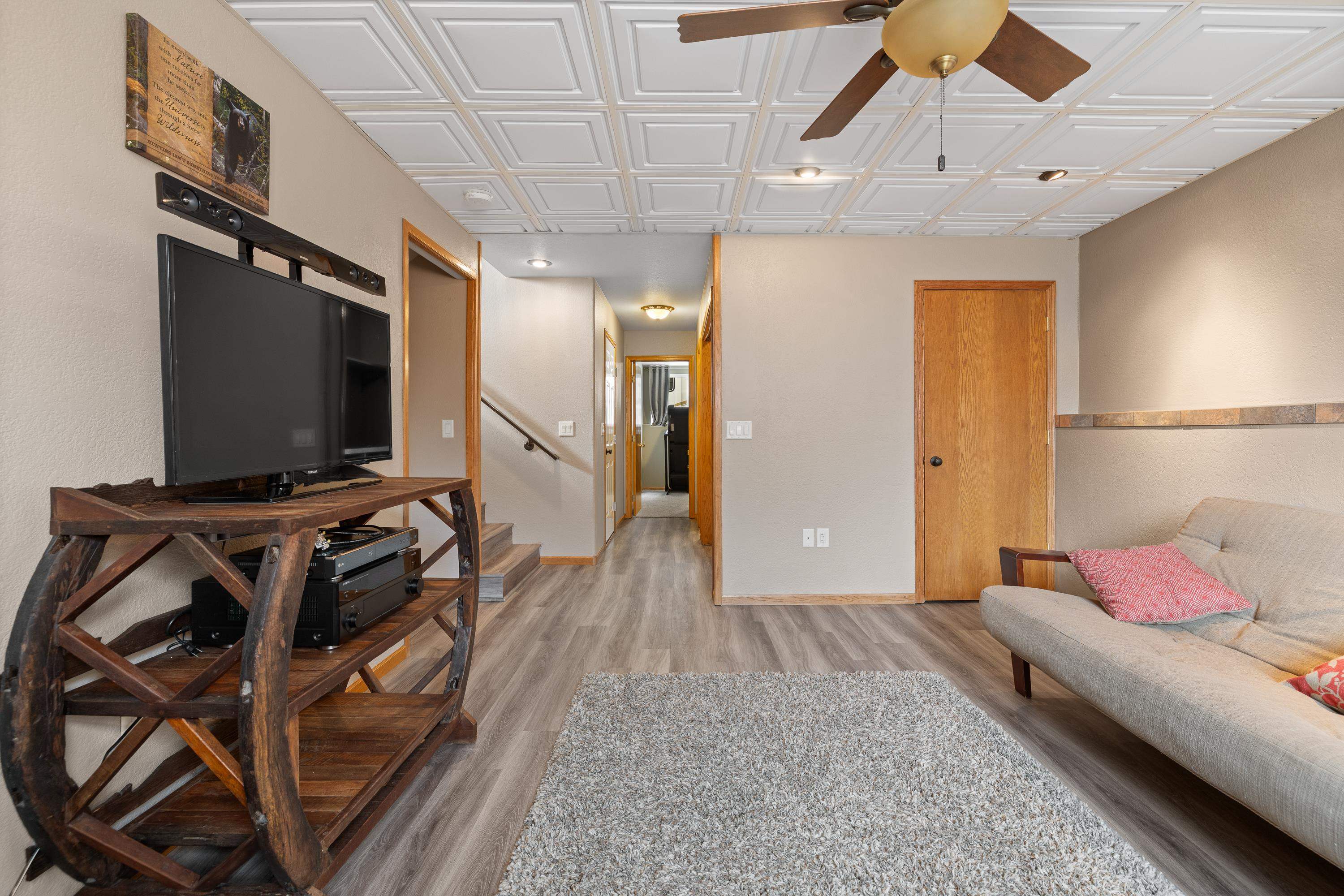 7150 Castlewood Drive