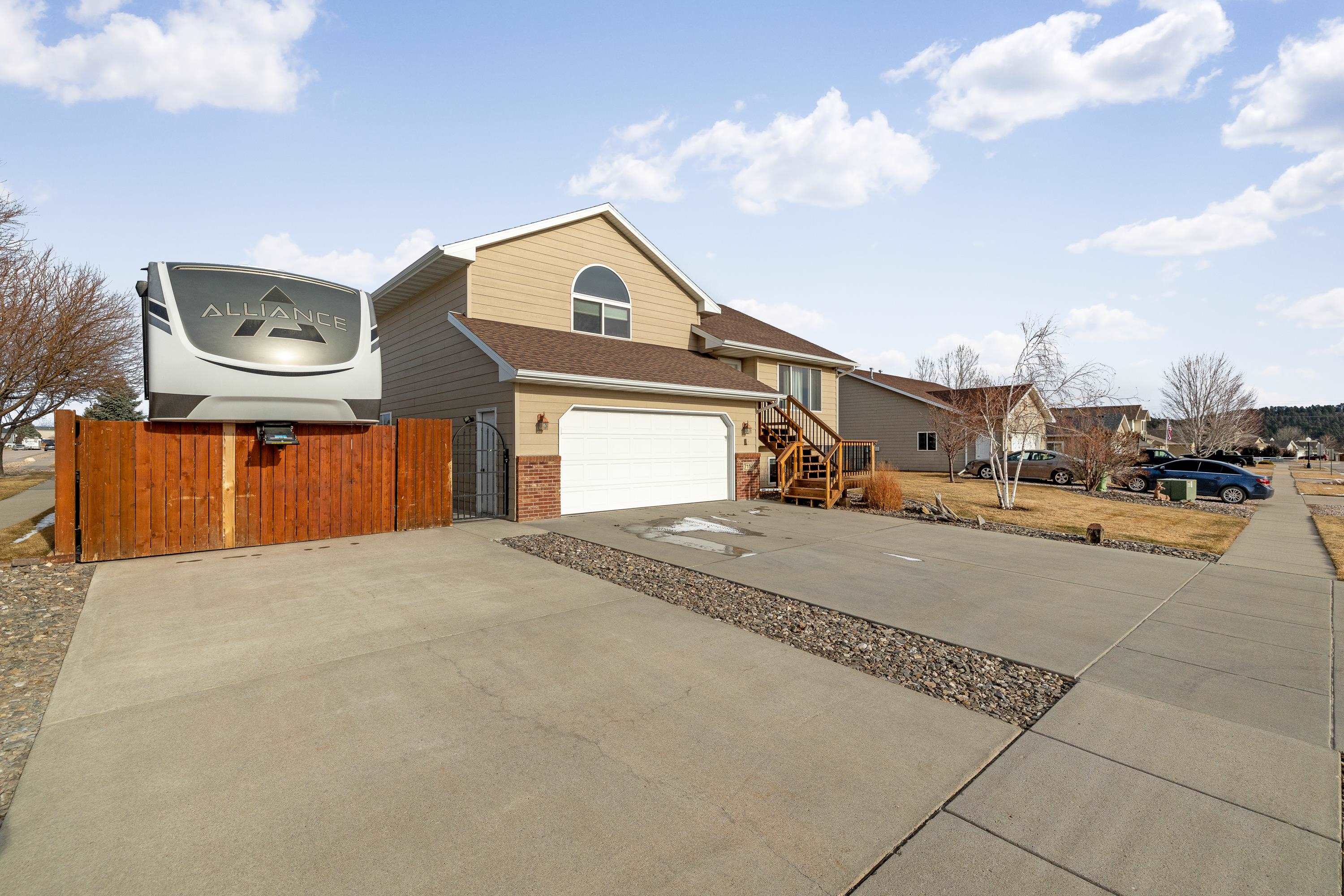 7150 Castlewood Drive