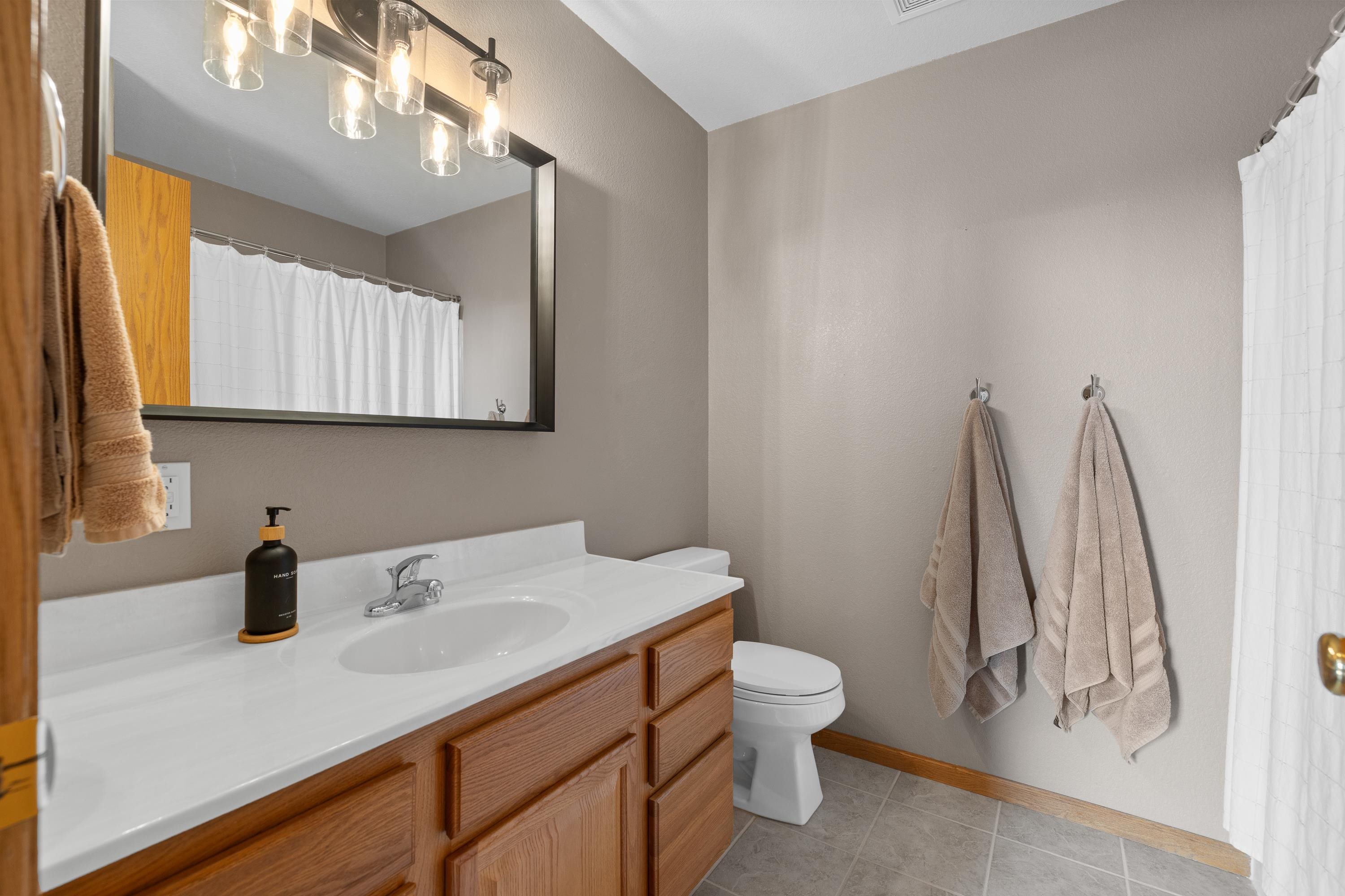 7150 Castlewood Drive