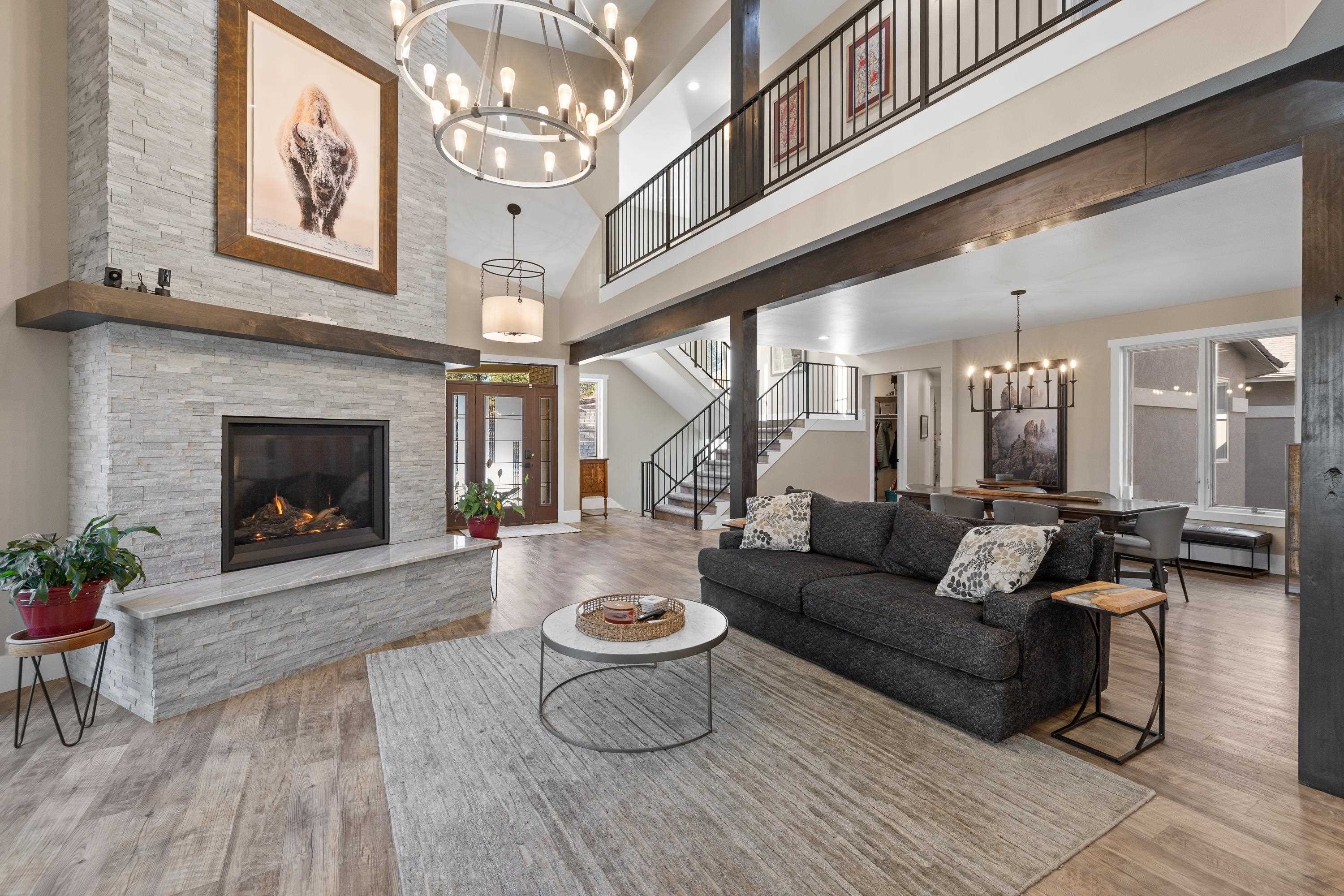 4785 Cliff Drive
