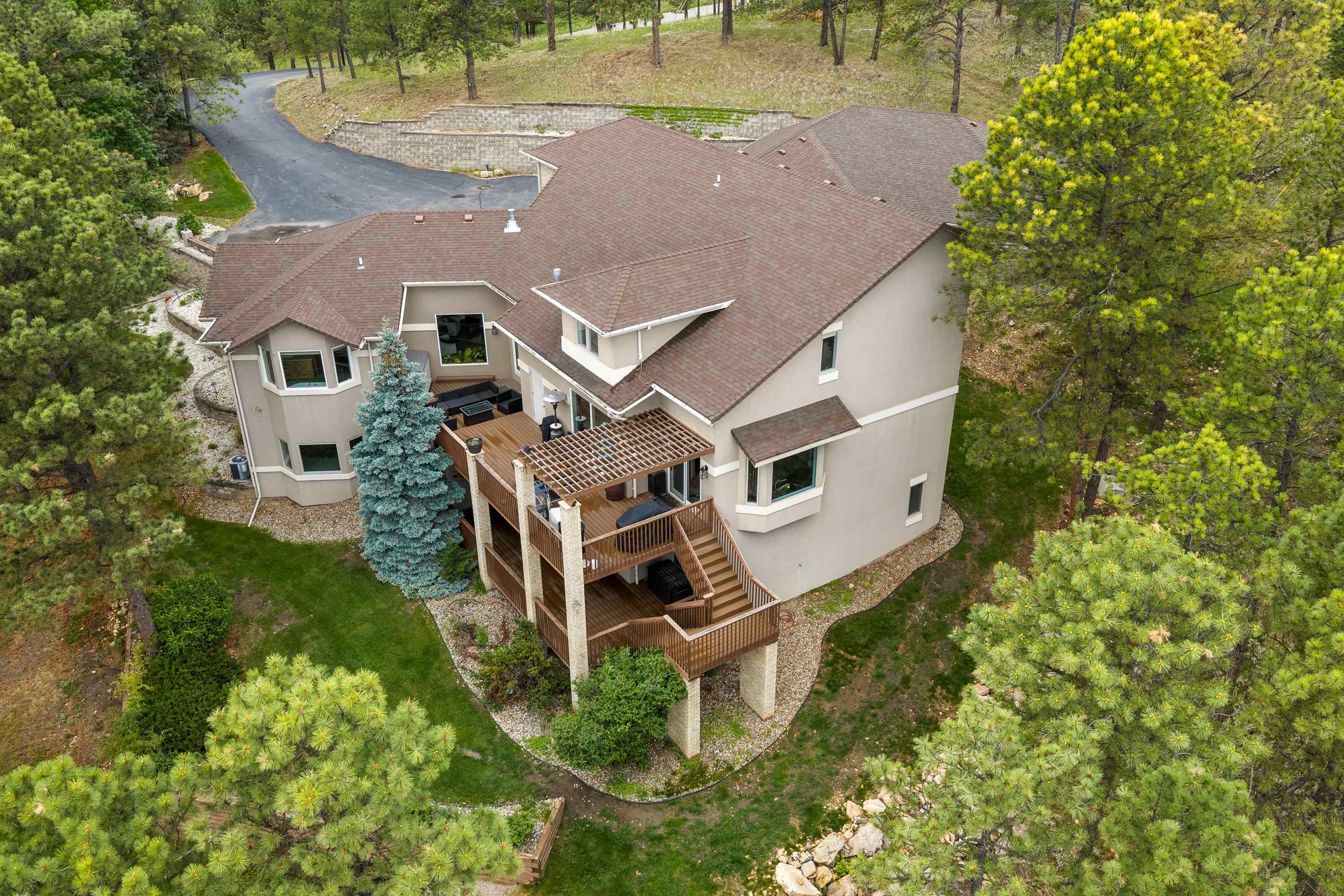 4785 Cliff Drive