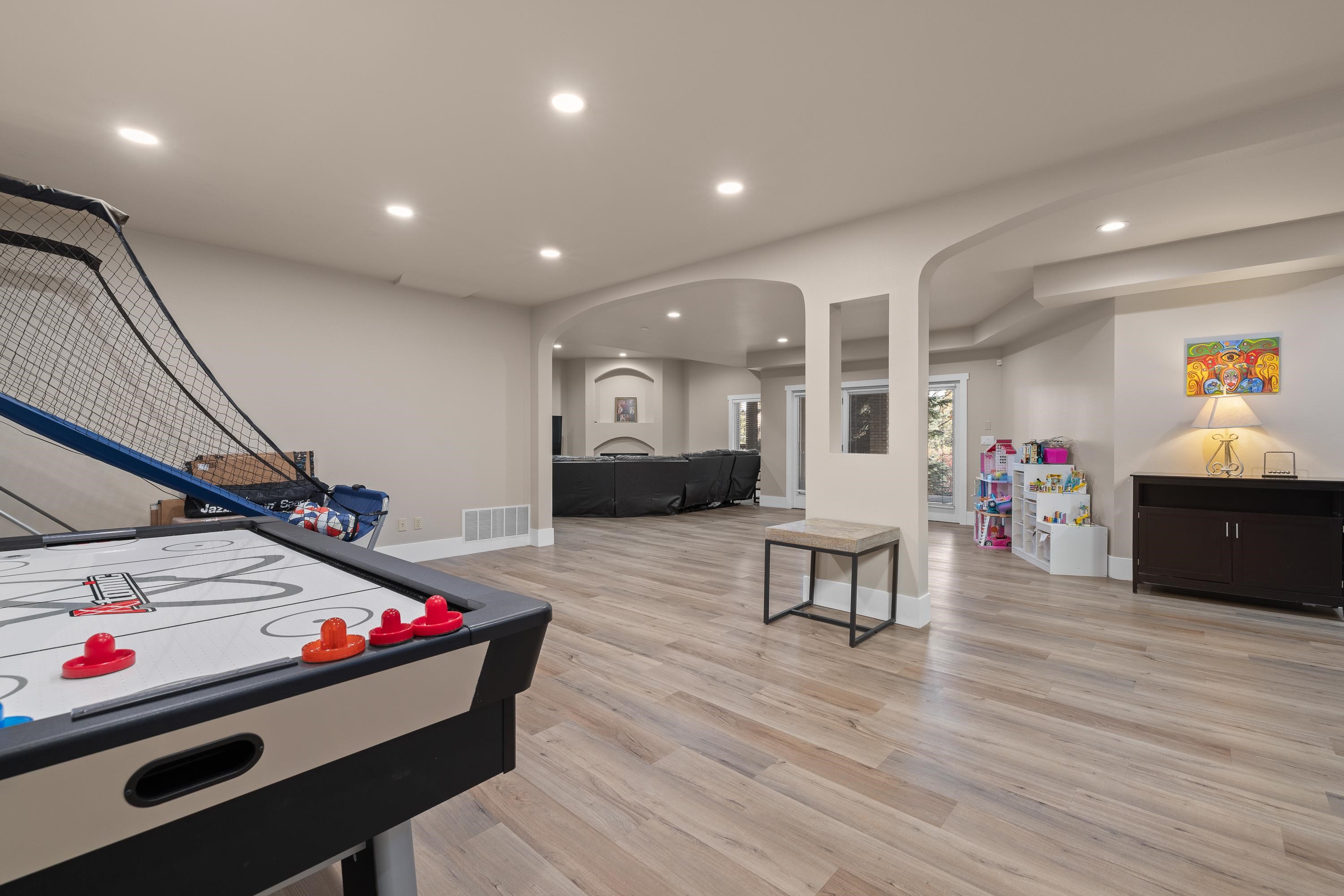 4785 Cliff Drive