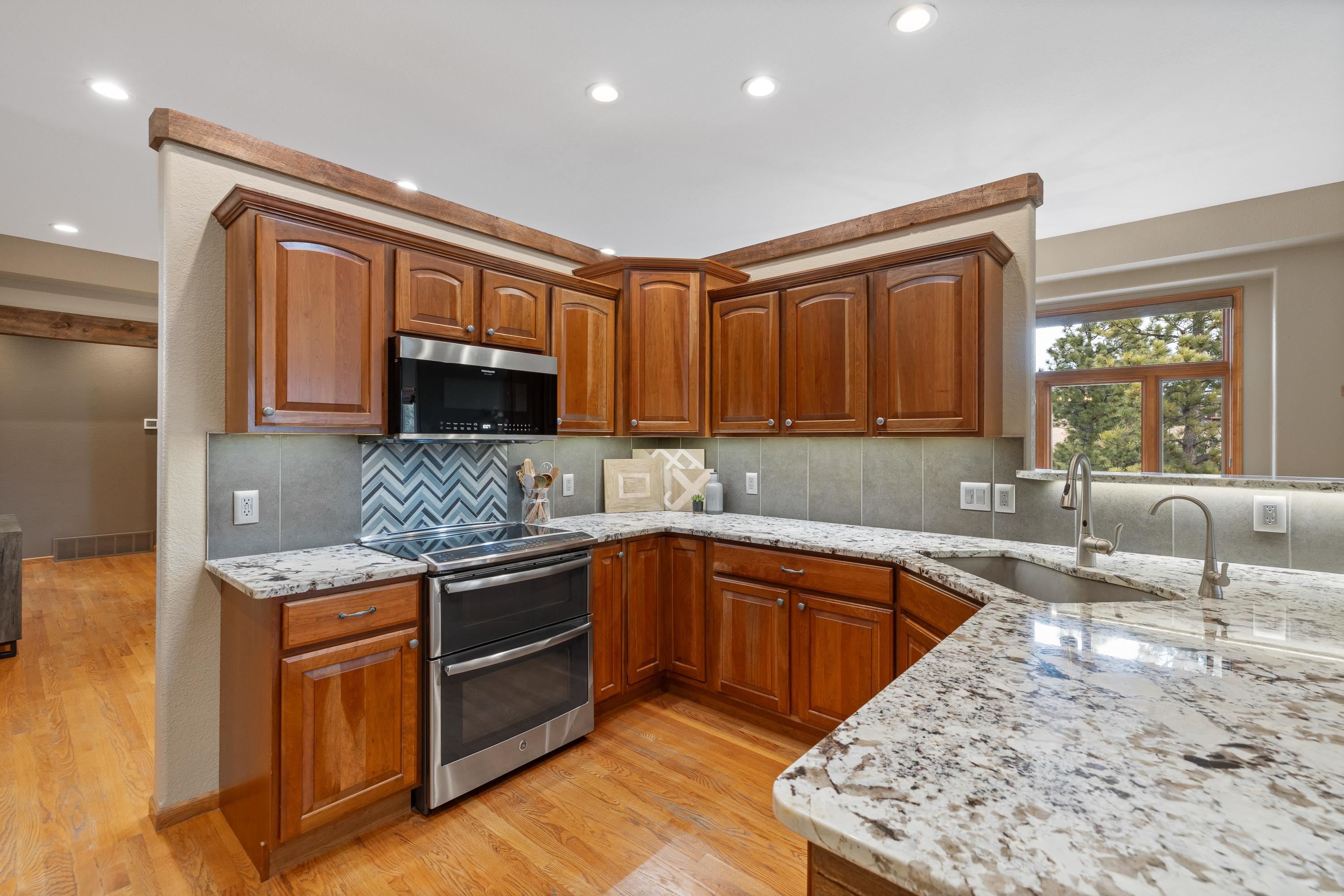 6605 Carnoustie Court