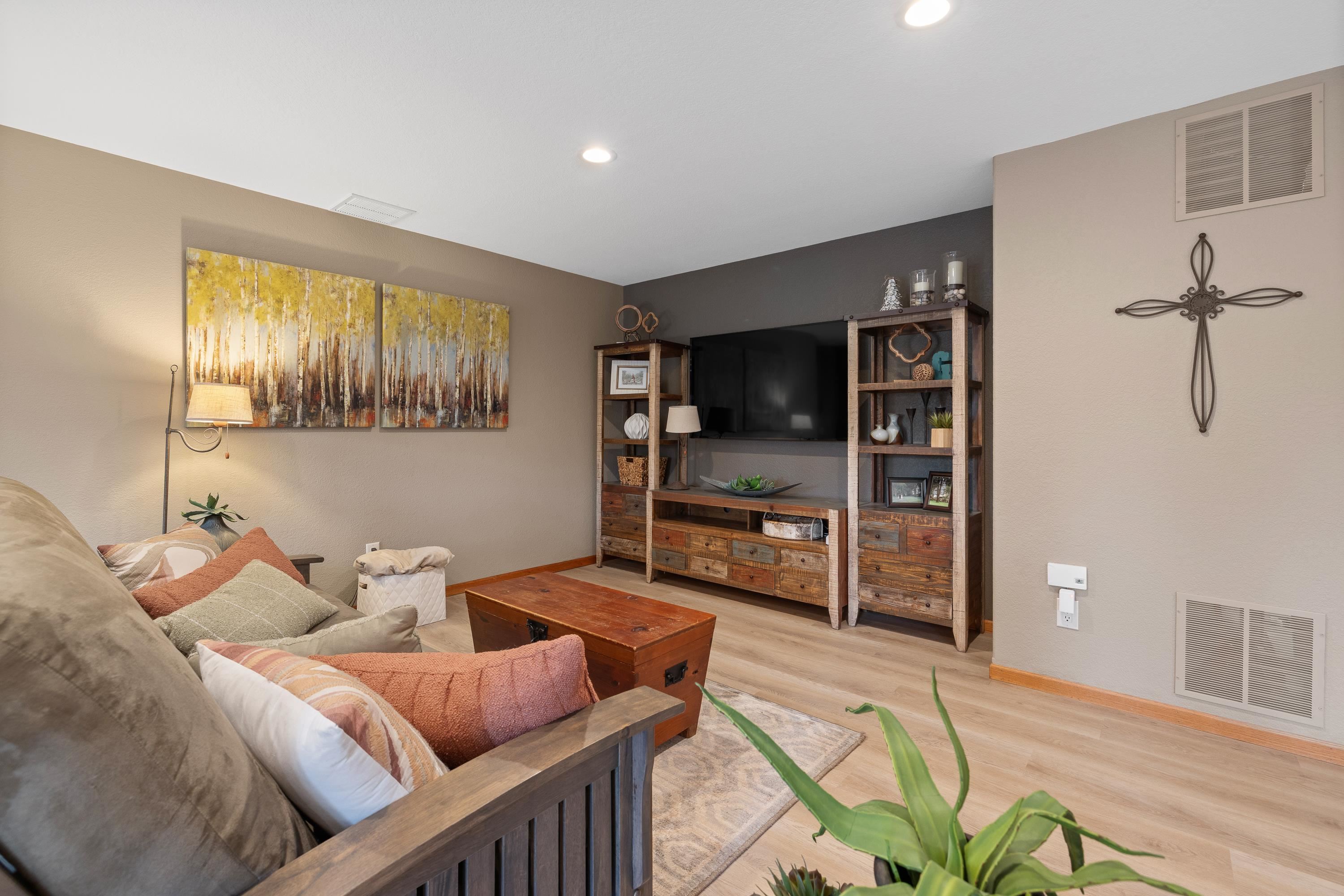 6605 Carnoustie Court