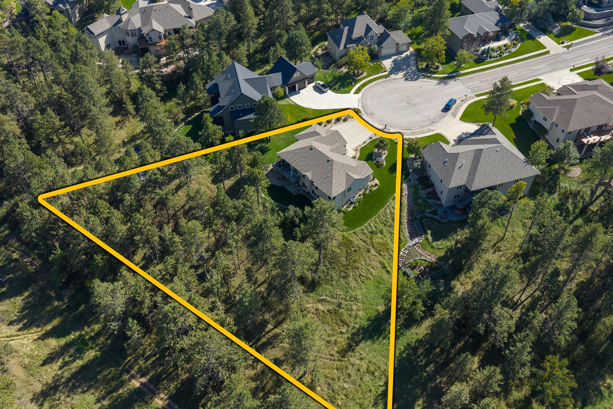 6605 Carnoustie Court