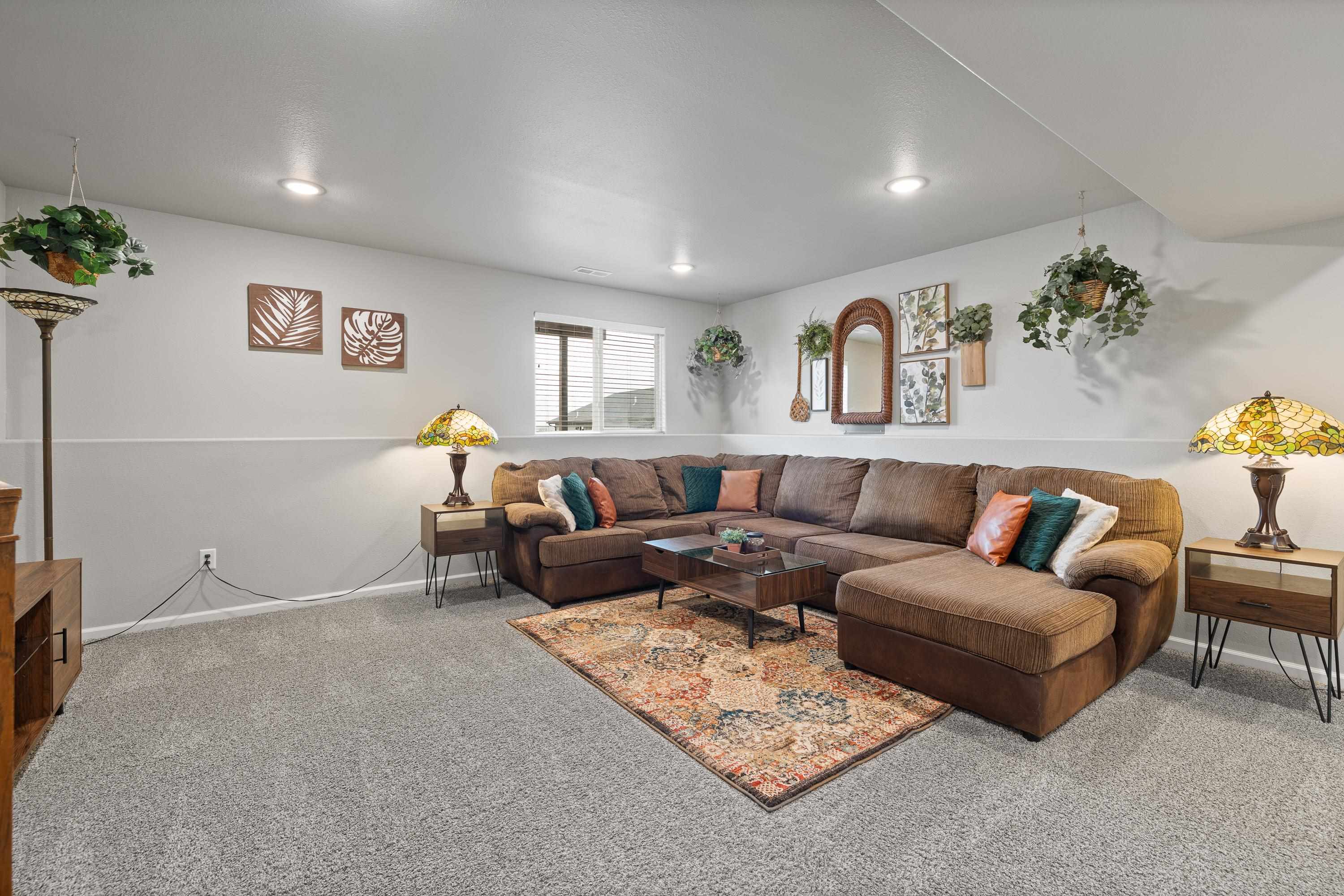 3488 Enfield Loop Rd