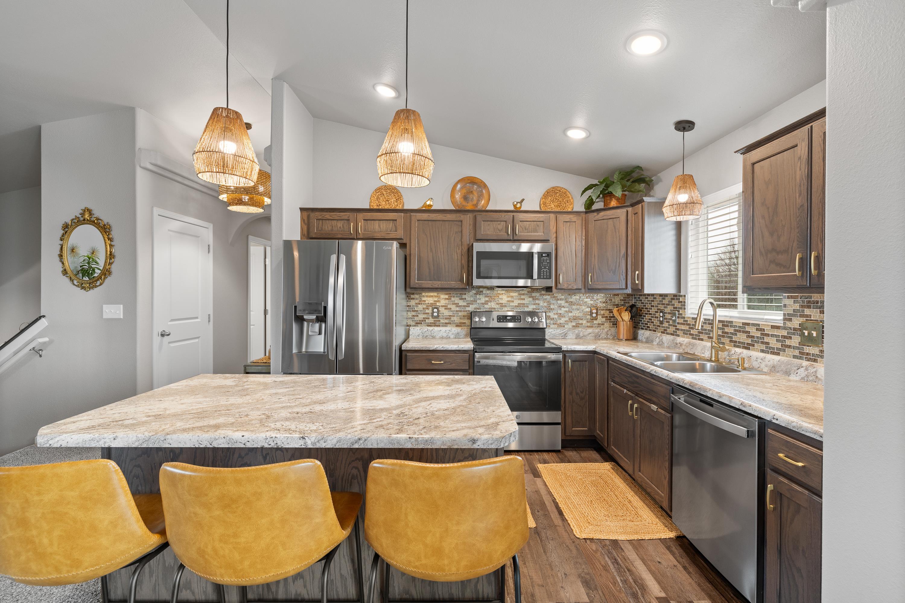 3488 Enfield Loop Rd