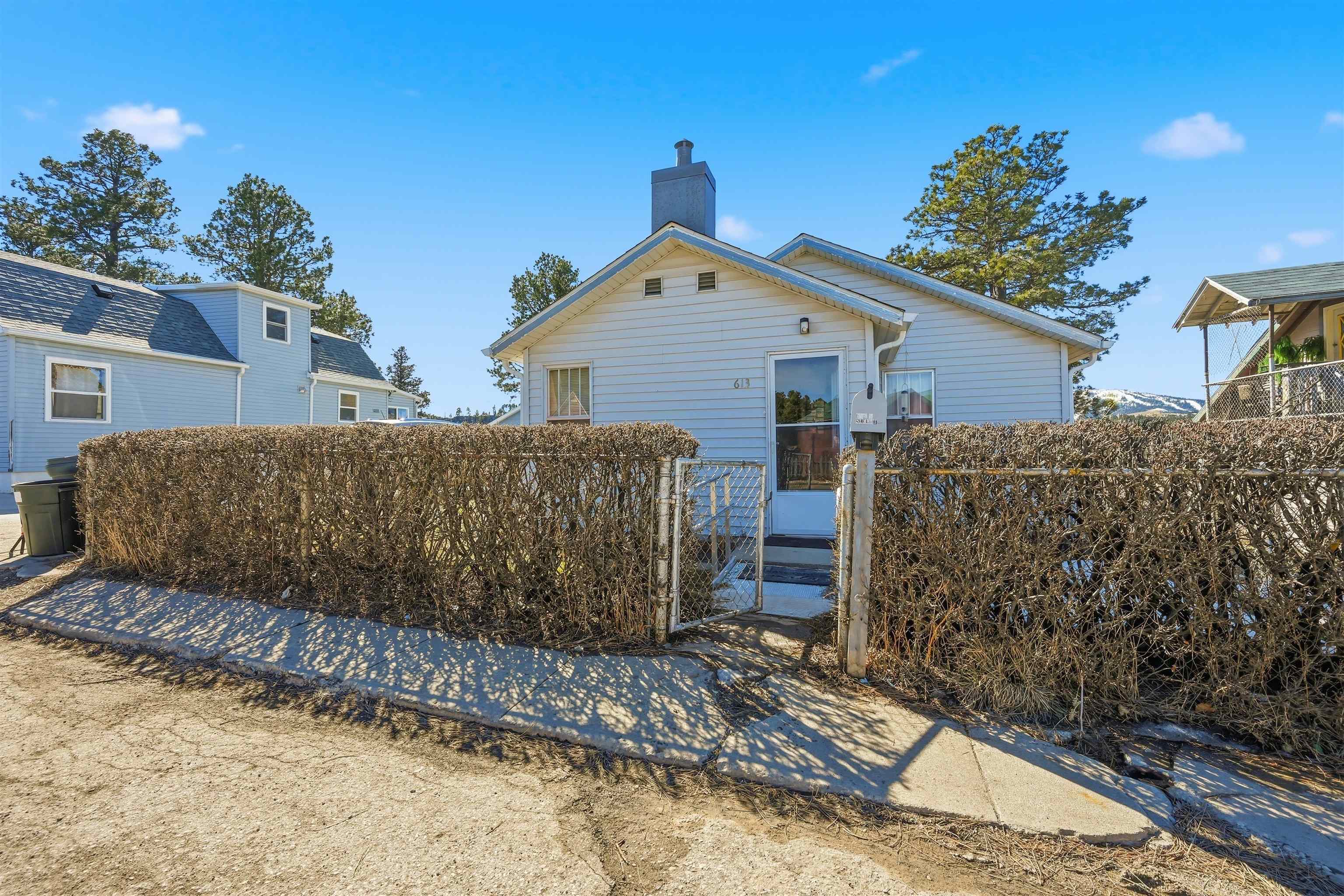 613 Summit Street