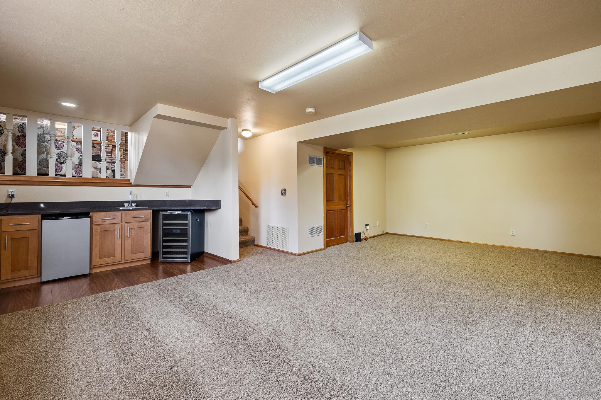 3233 Meadowbrook Drive