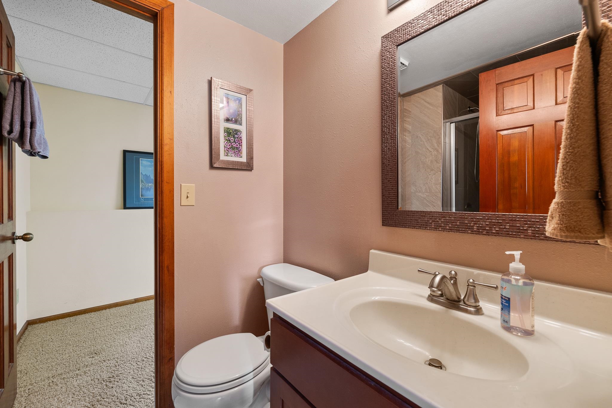 3233 Meadowbrook Drive