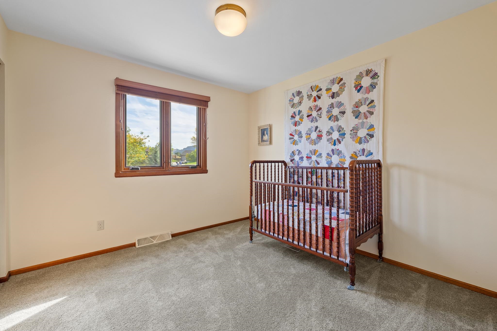 3233 Meadowbrook Drive