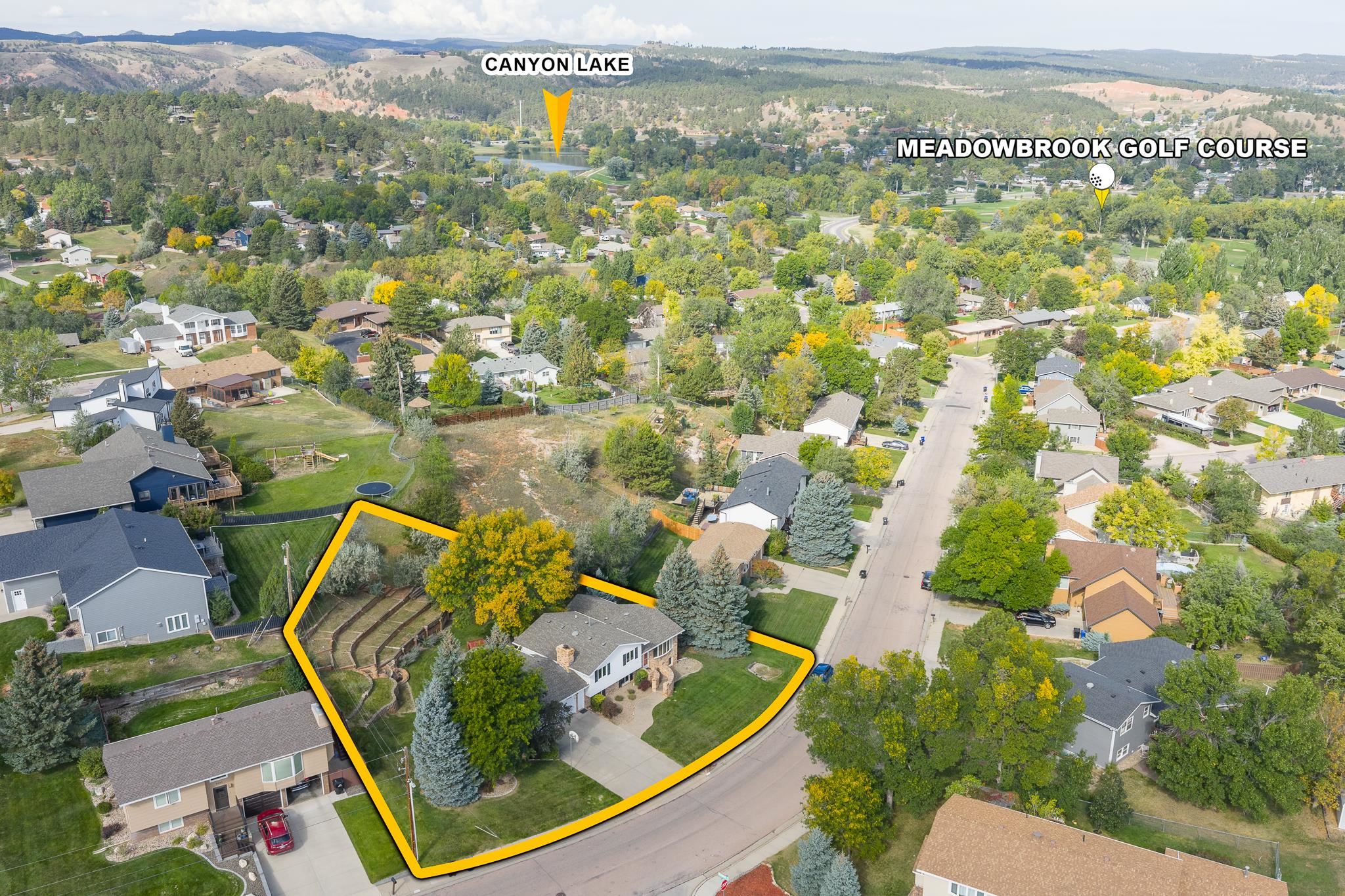 3233 Meadowbrook Drive