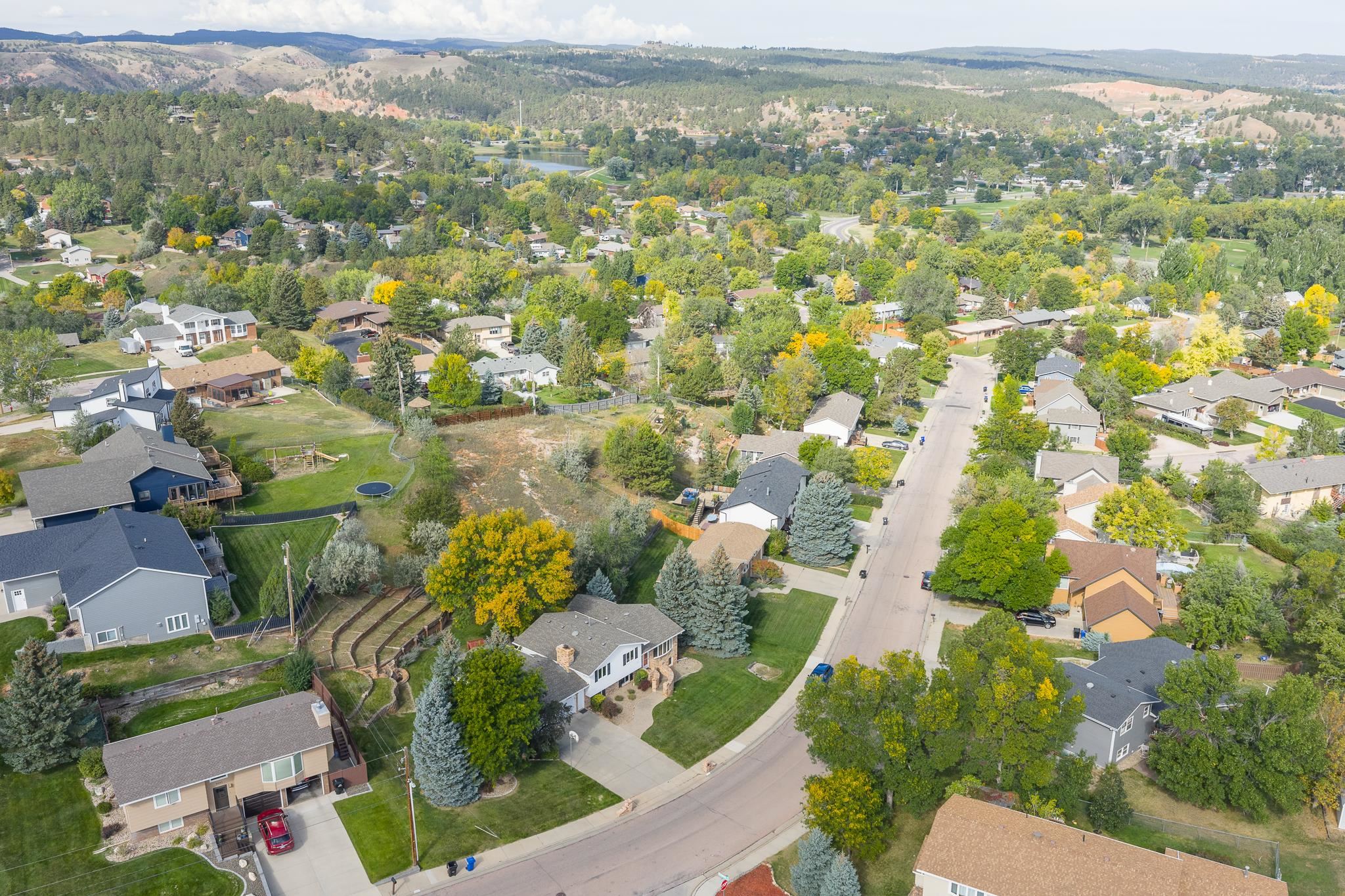 3233 Meadowbrook Drive