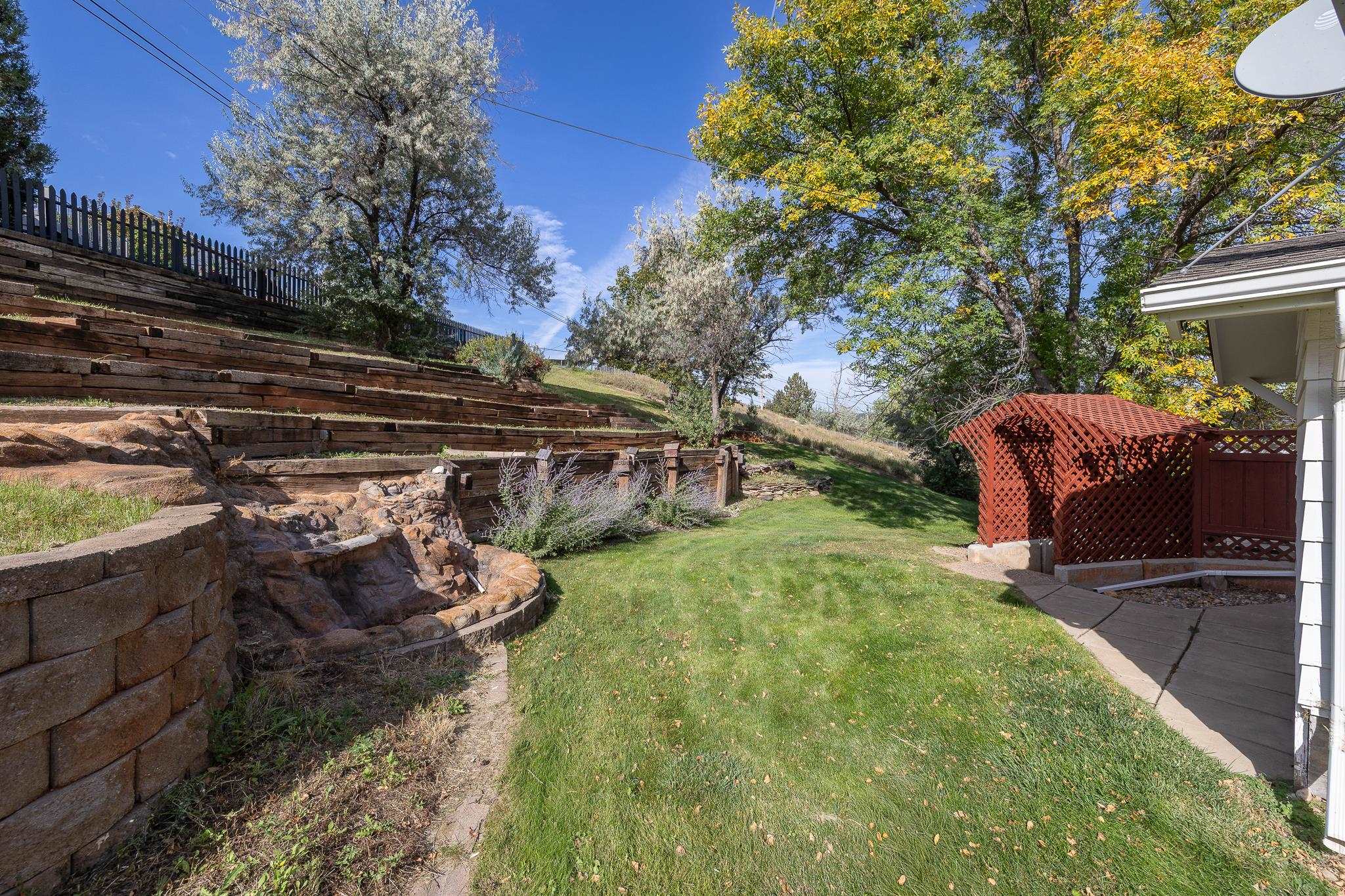 3233 Meadowbrook Drive