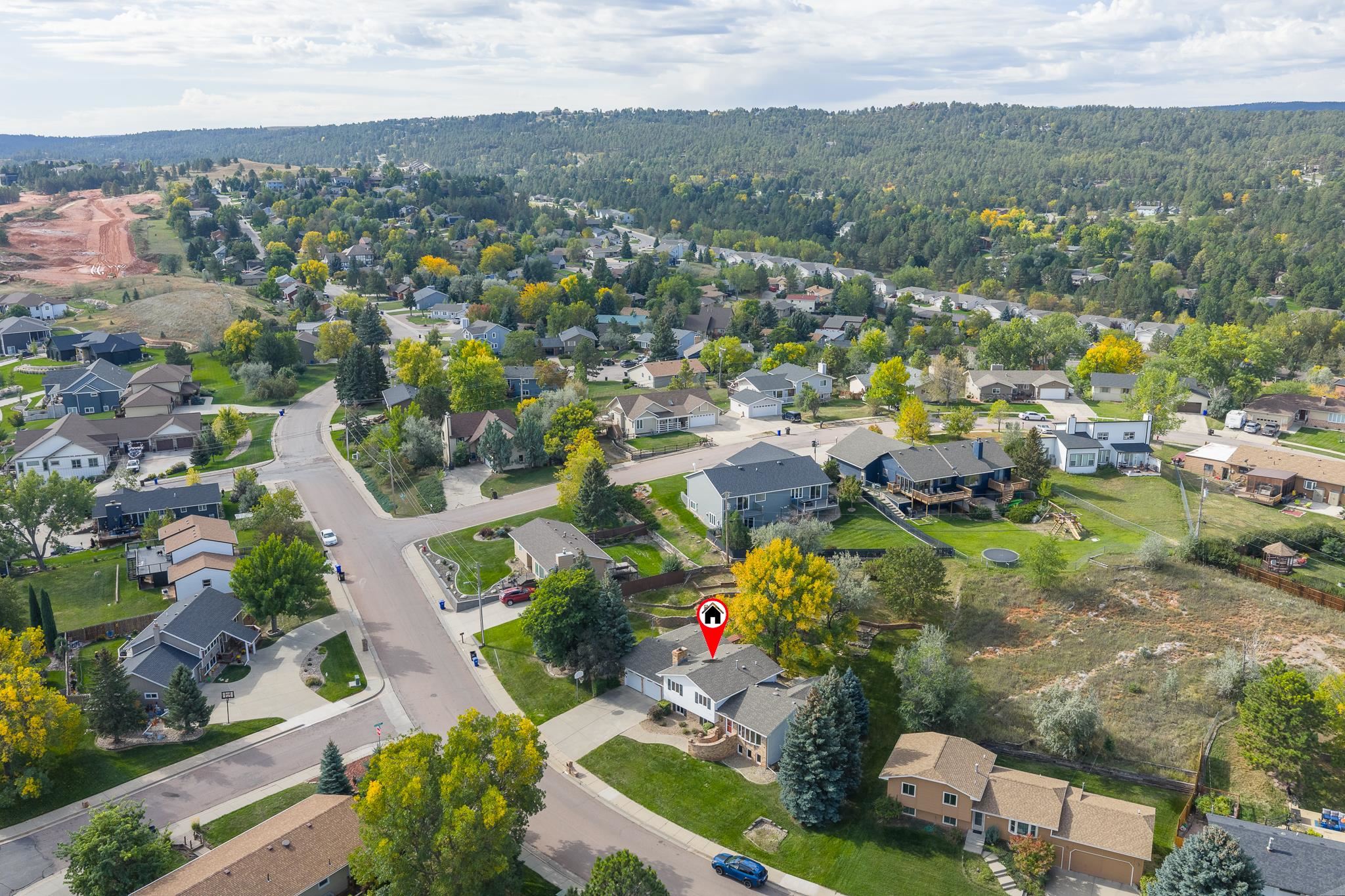 3233 Meadowbrook Drive