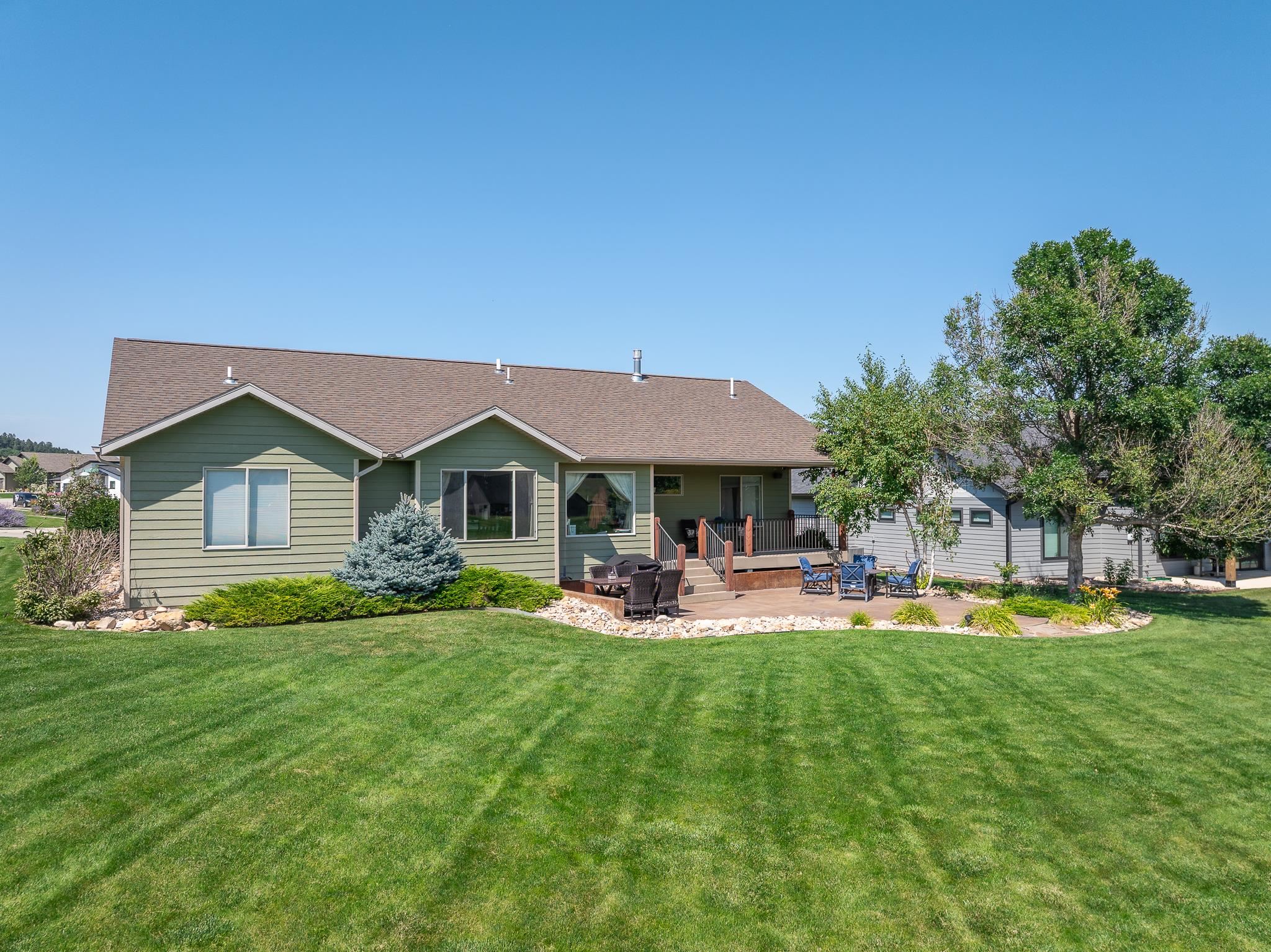 8017 Brooks Loop