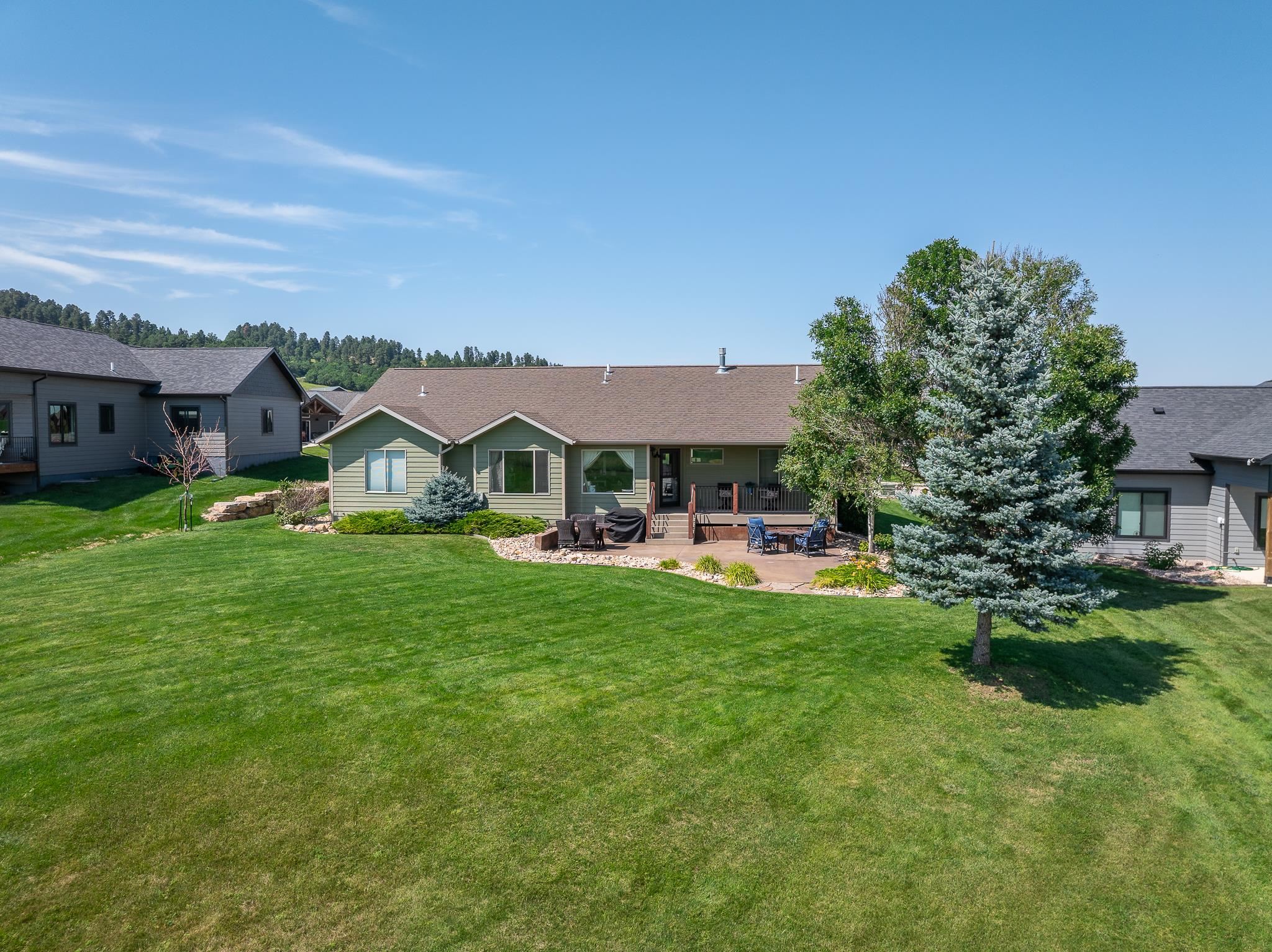 8017 Brooks Loop