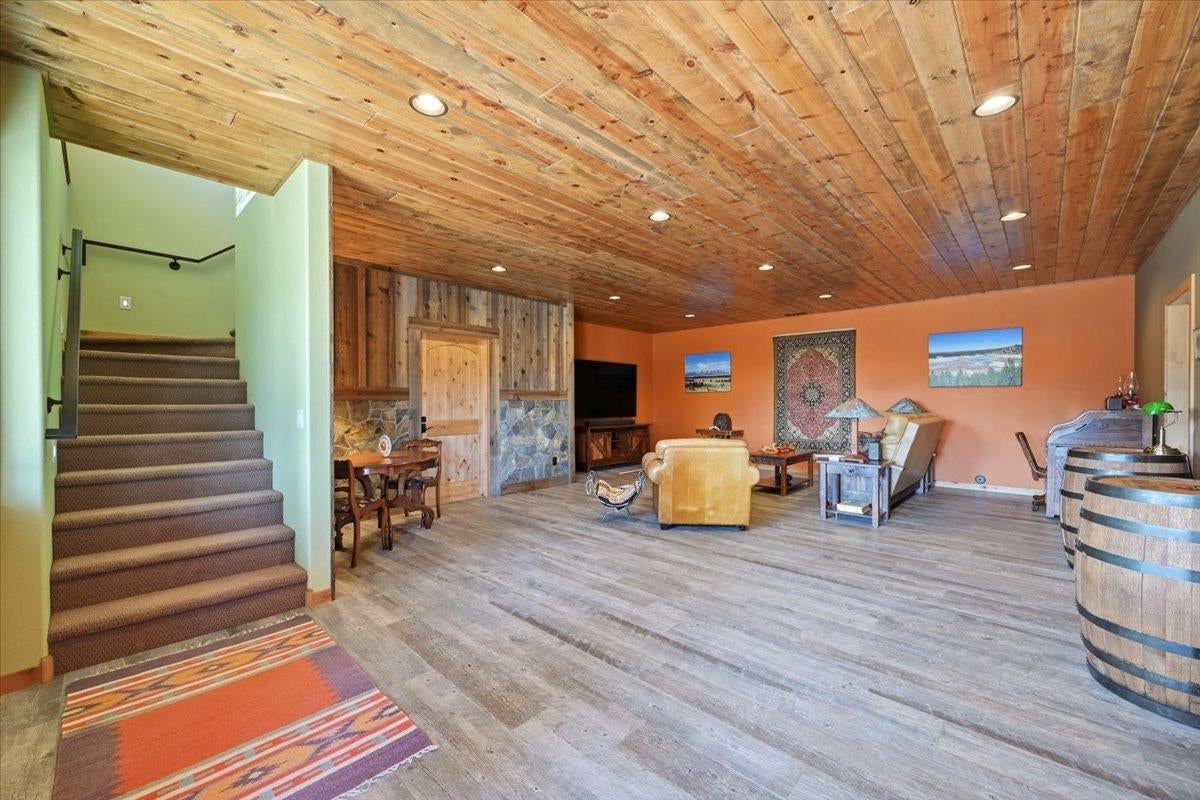 11974 Cedar Lane