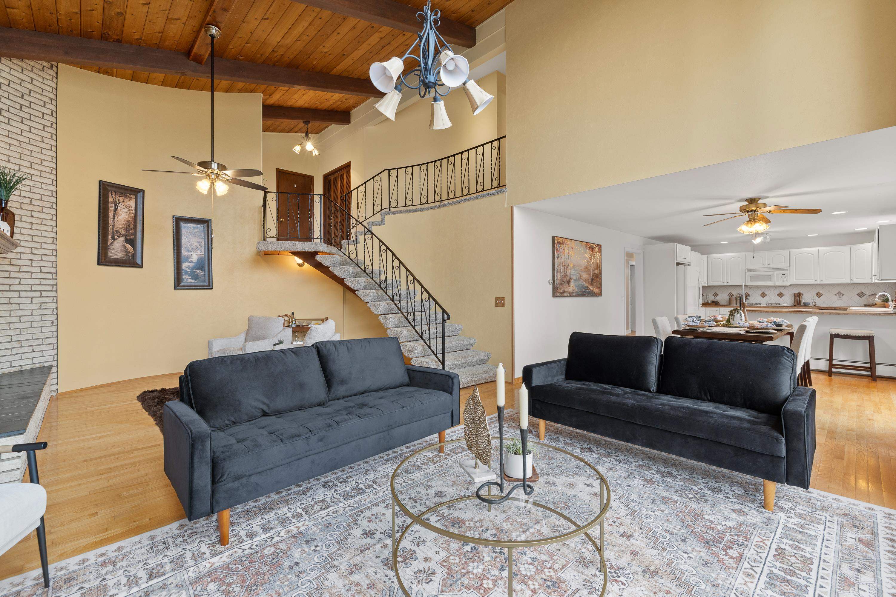 4180 Cliff Drive