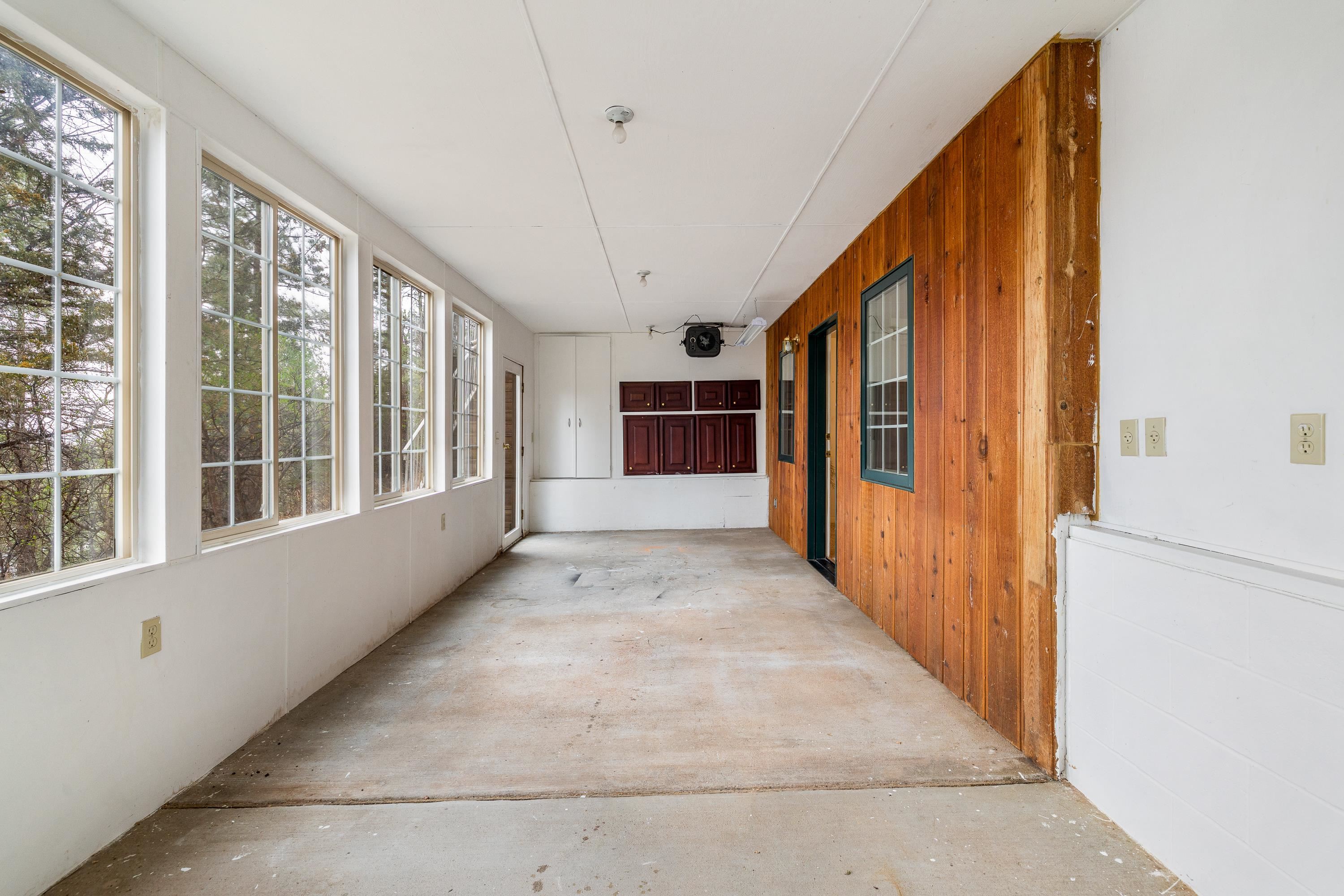 4180 Cliff Drive