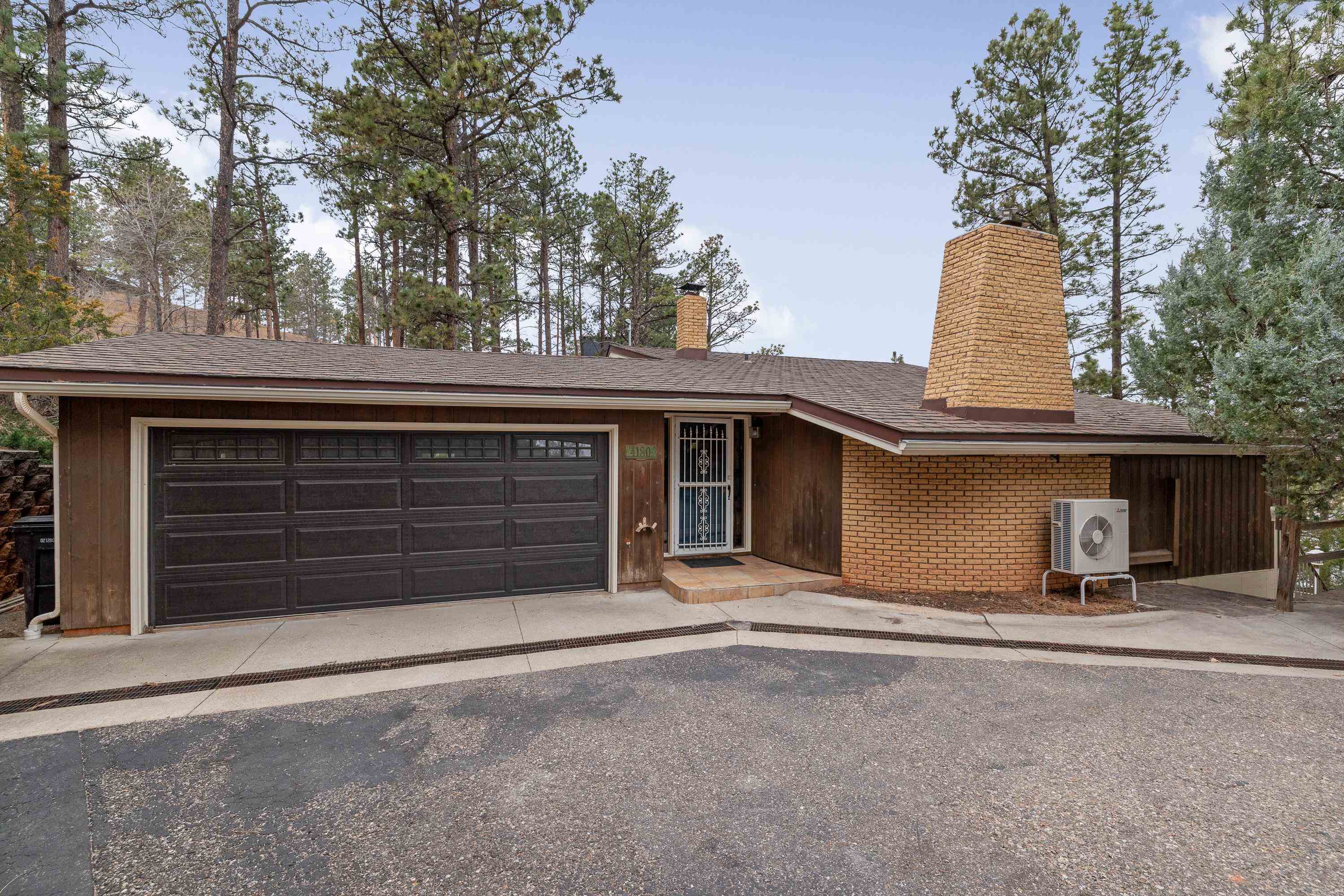4180 Cliff Drive